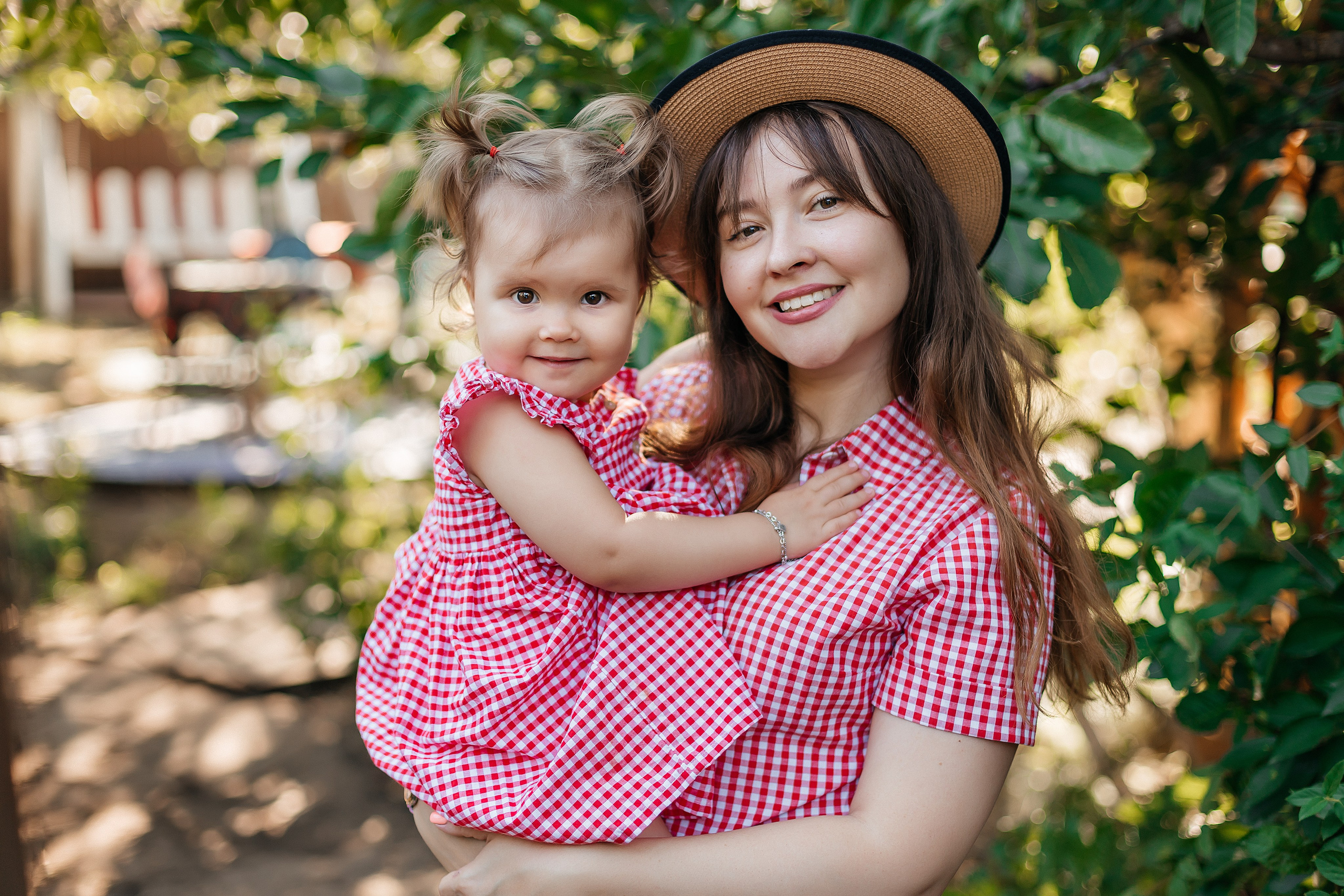Mum & Daughter. Anastasiia Tkachova — Photography & Branding