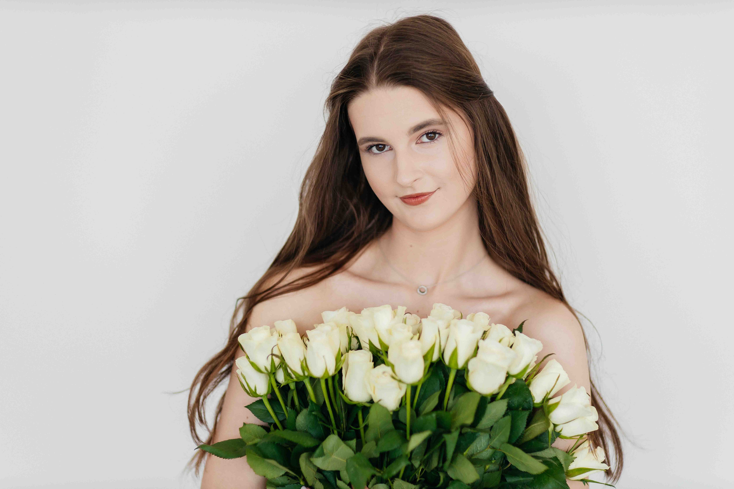 Viktoria. Anastasiia Tkachova — Photography & Branding