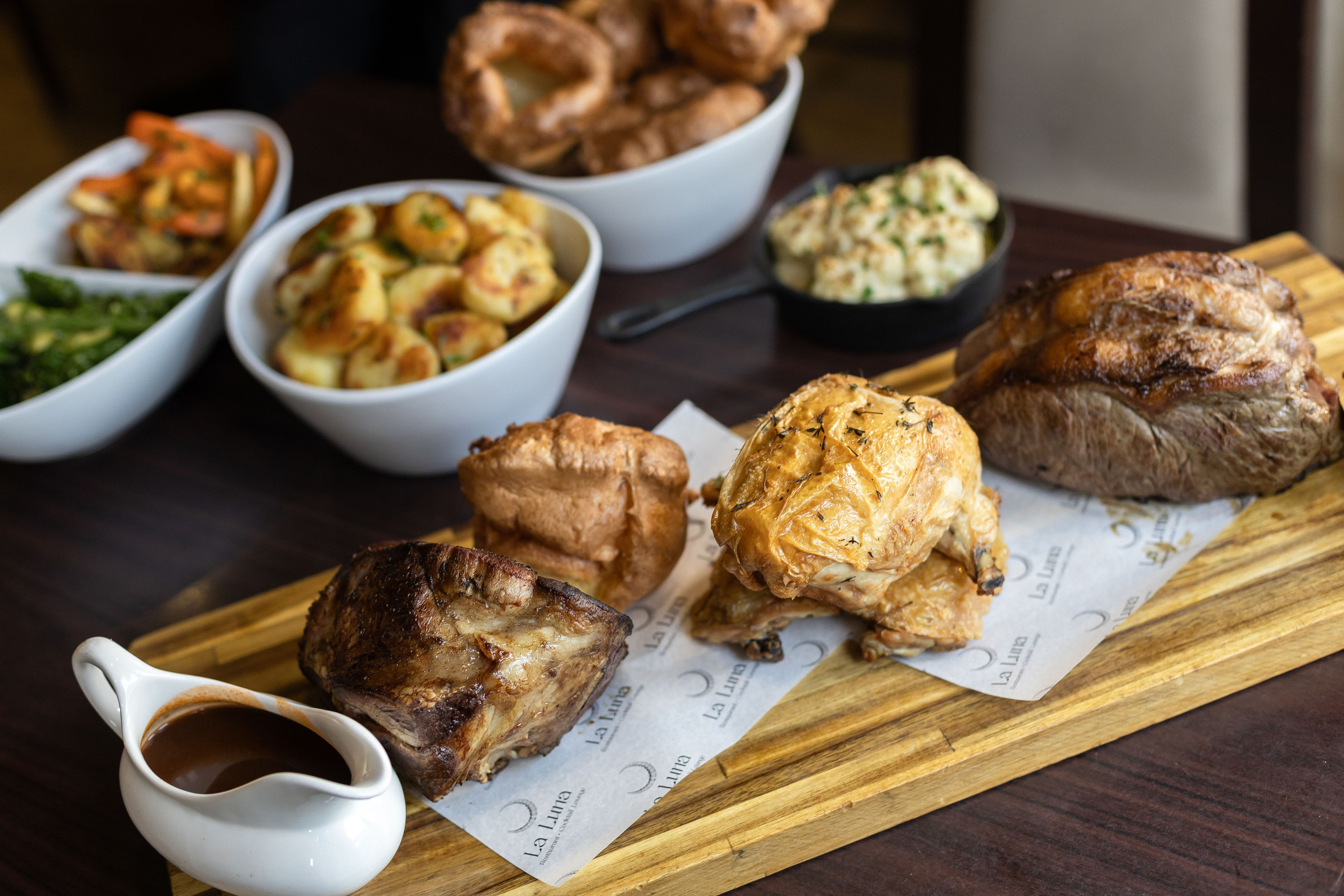 La Luna — Talbot Green. Anastasiia Tkachova — Photography & Branding