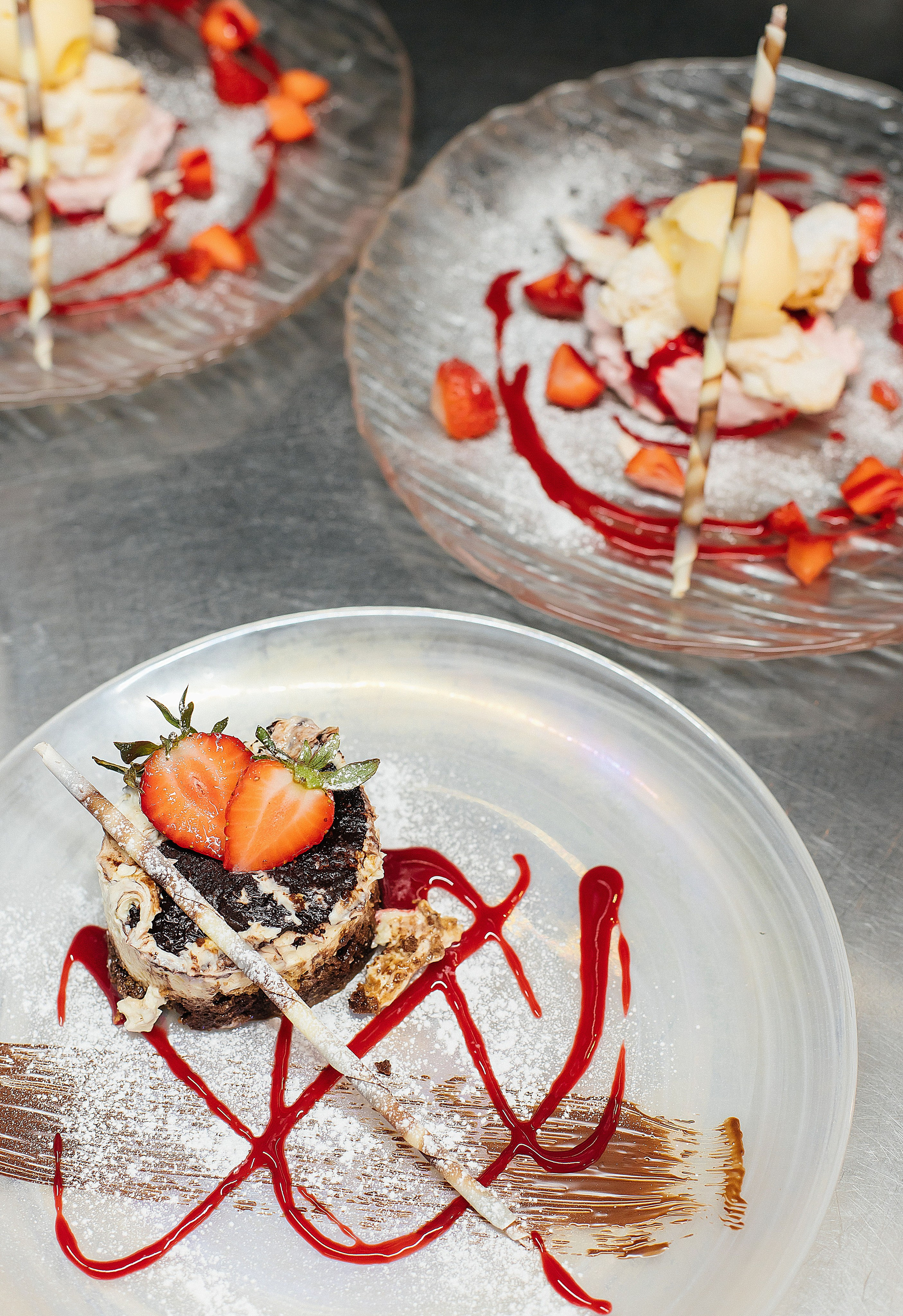 La Luna — Talbot Green. Anastasiia Tkachova — Photography & Branding