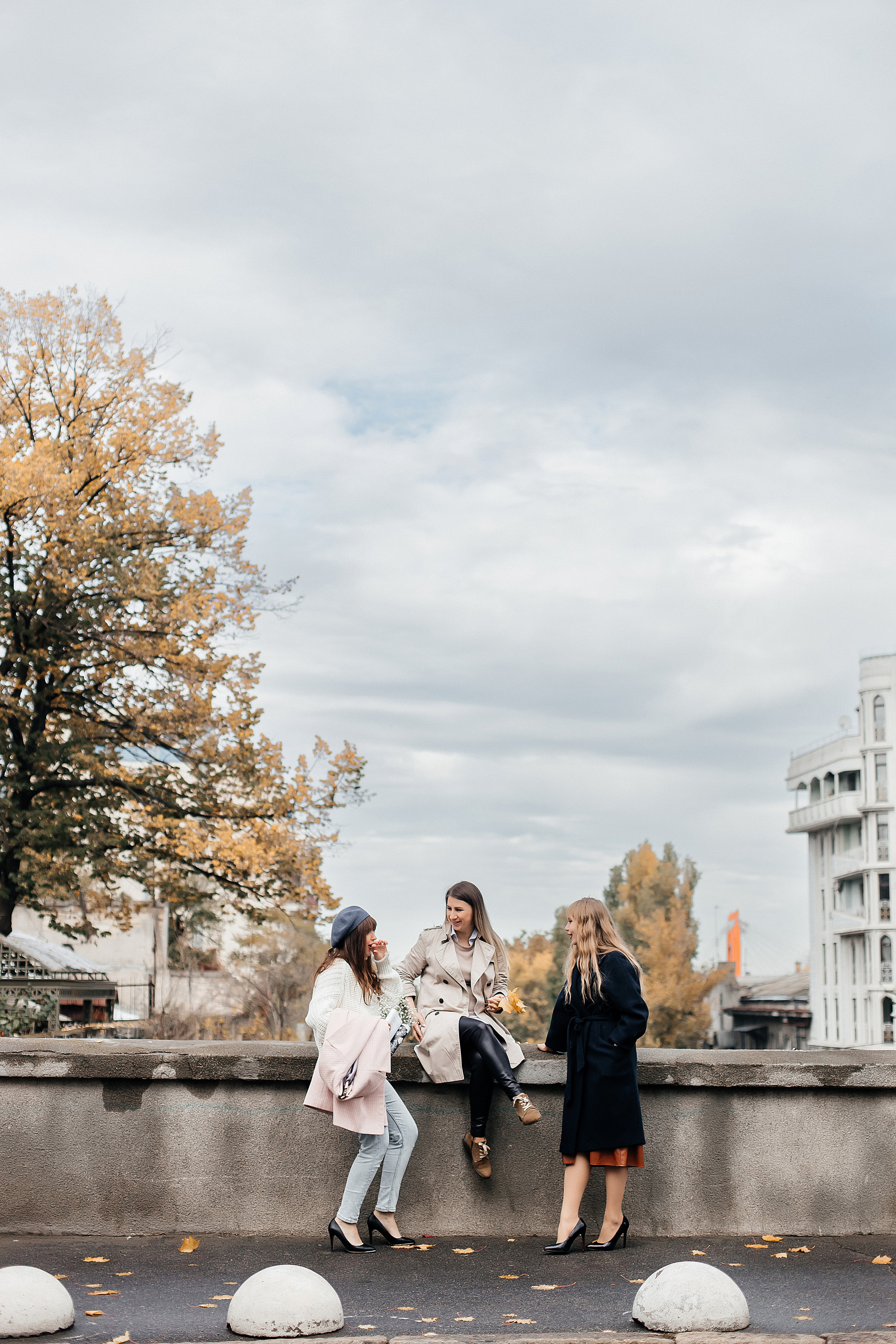 Friends. Anastasiia Tkachova — Photography & Branding