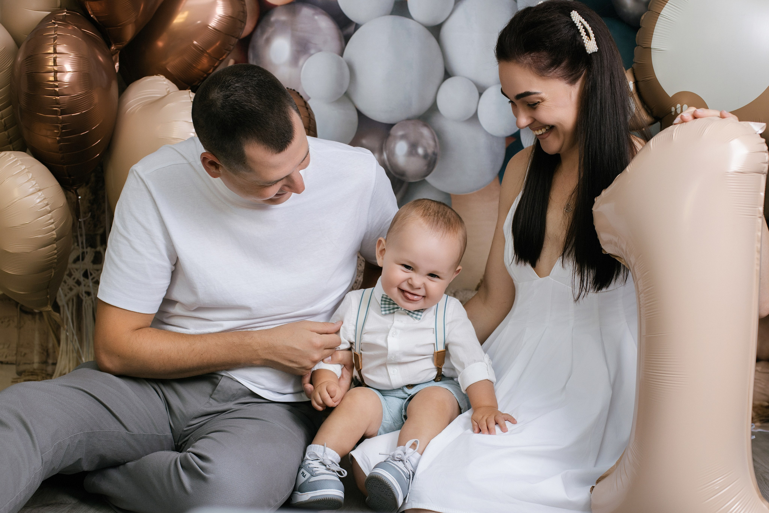 1st year. Anastasiia Tkachova — Photography & Branding