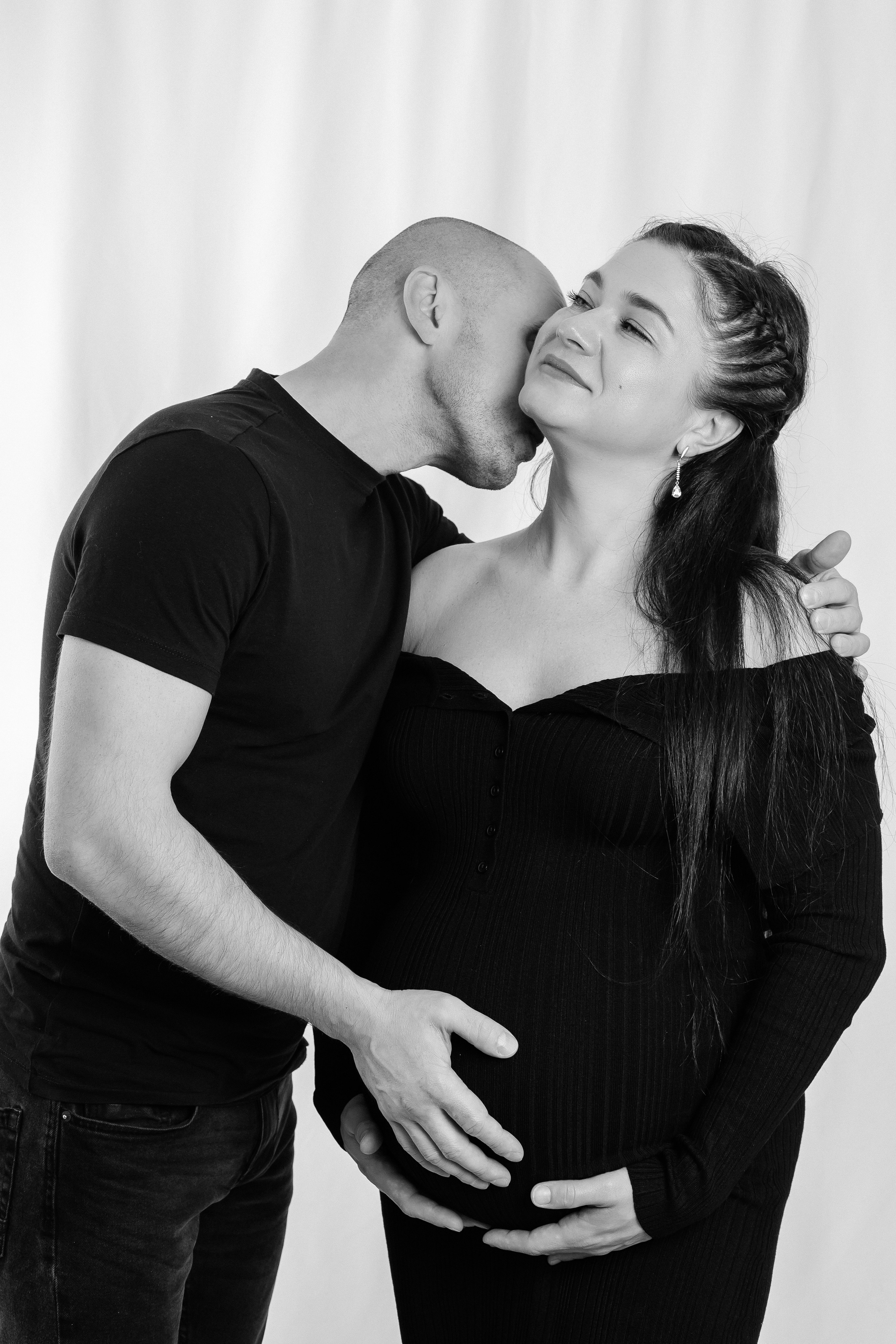 B&W. Anastasiia Tkachova — Photography & Branding