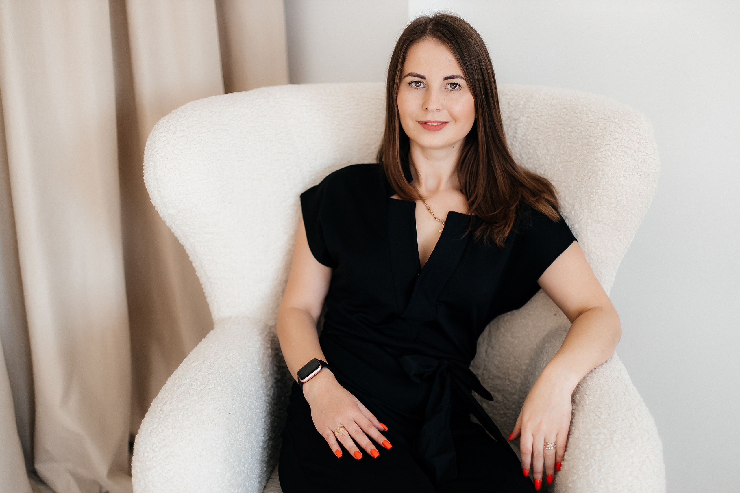 Business photos. Anastasiia Tkachova — Photography & Branding