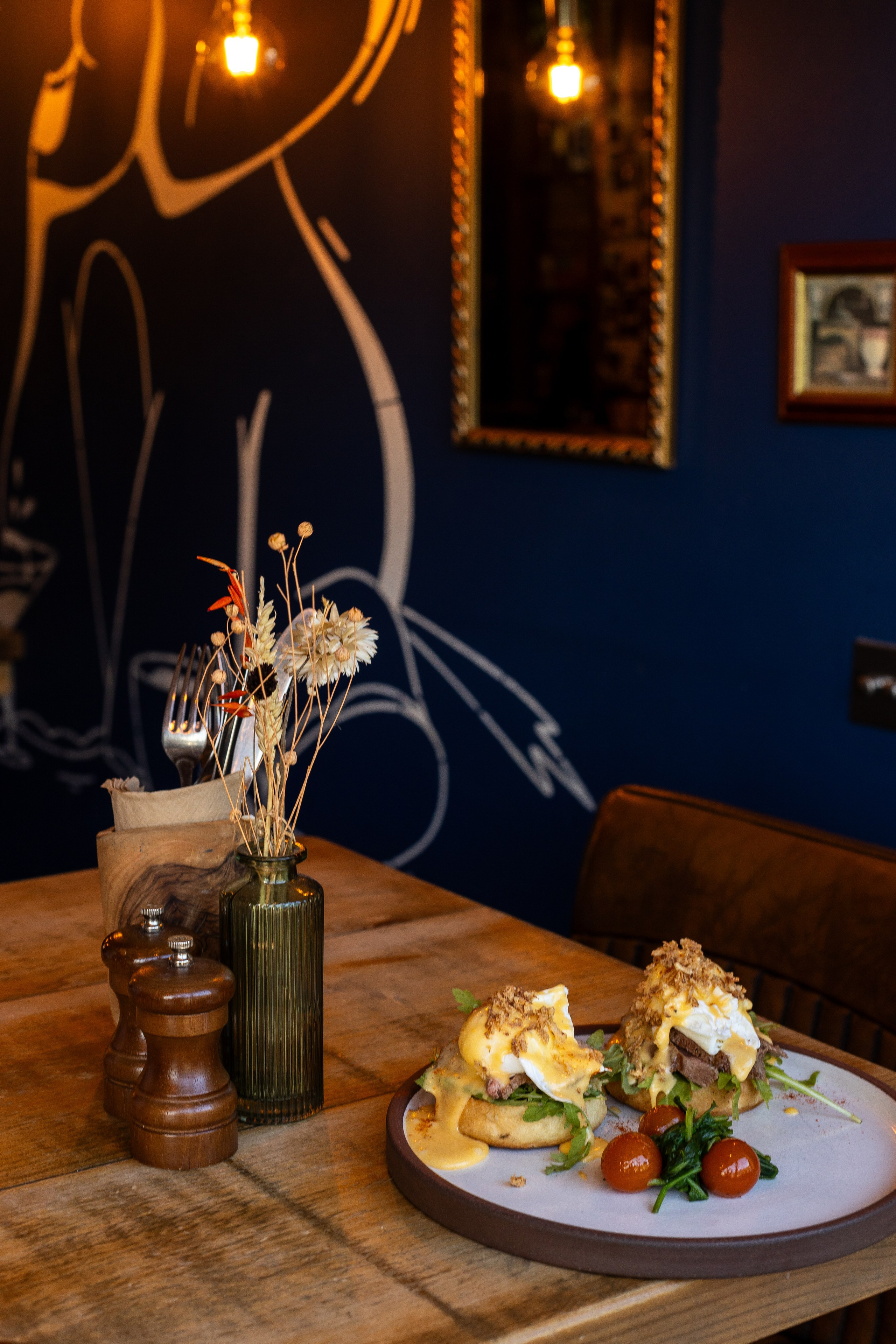 TTE — Pontyclun. Anastasiia Tkachova — Photography & Branding