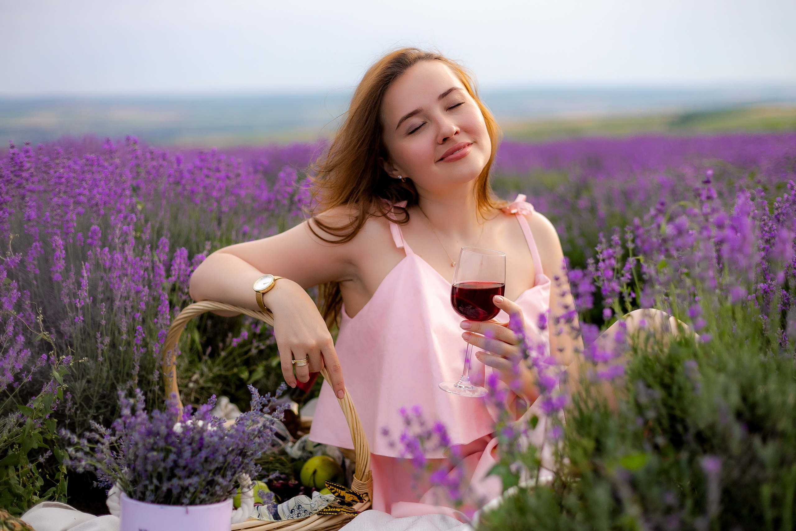 Lavander. Anastasiia Tkachova — Photography & Branding