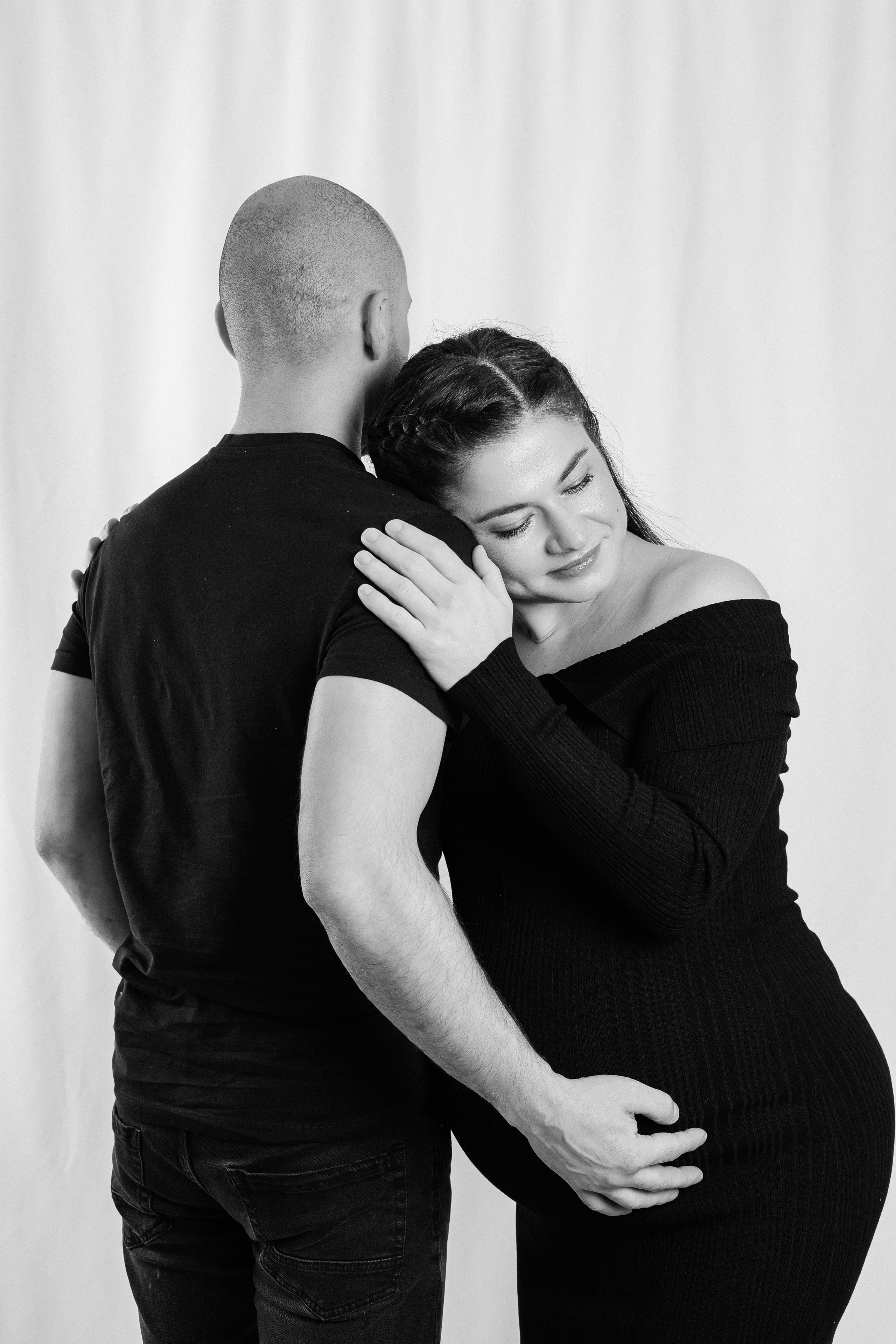 B&W. Anastasiia Tkachova — Photography & Branding