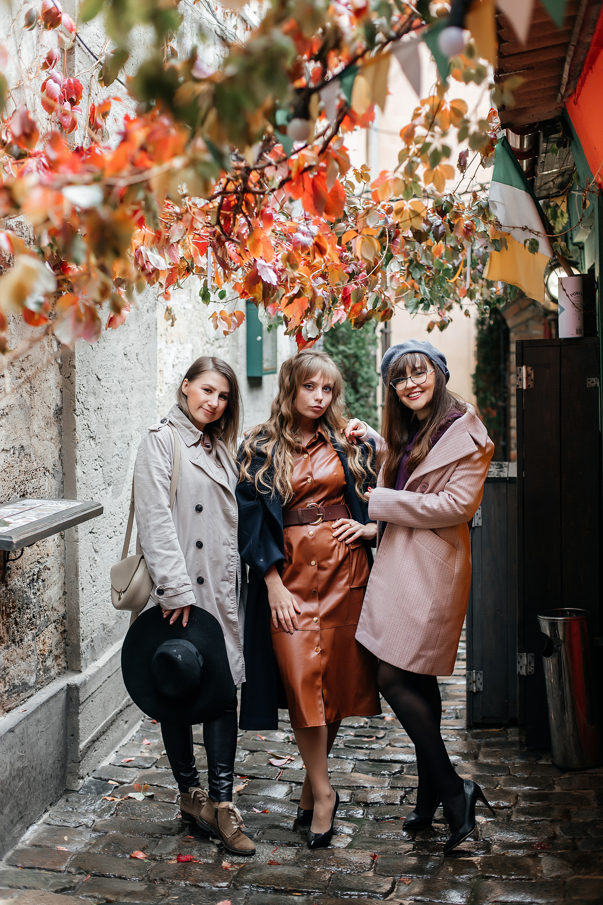 Friends. Anastasiia Tkachova — Photography & Branding