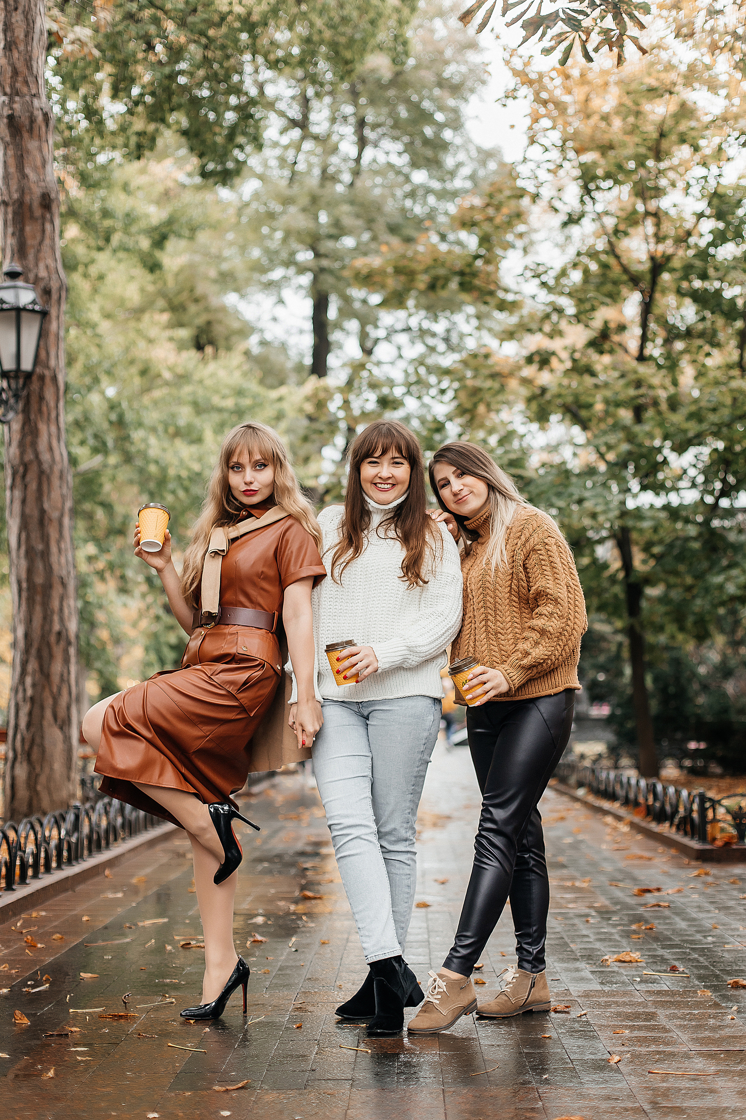 Friends. Anastasiia Tkachova — Photography & Branding