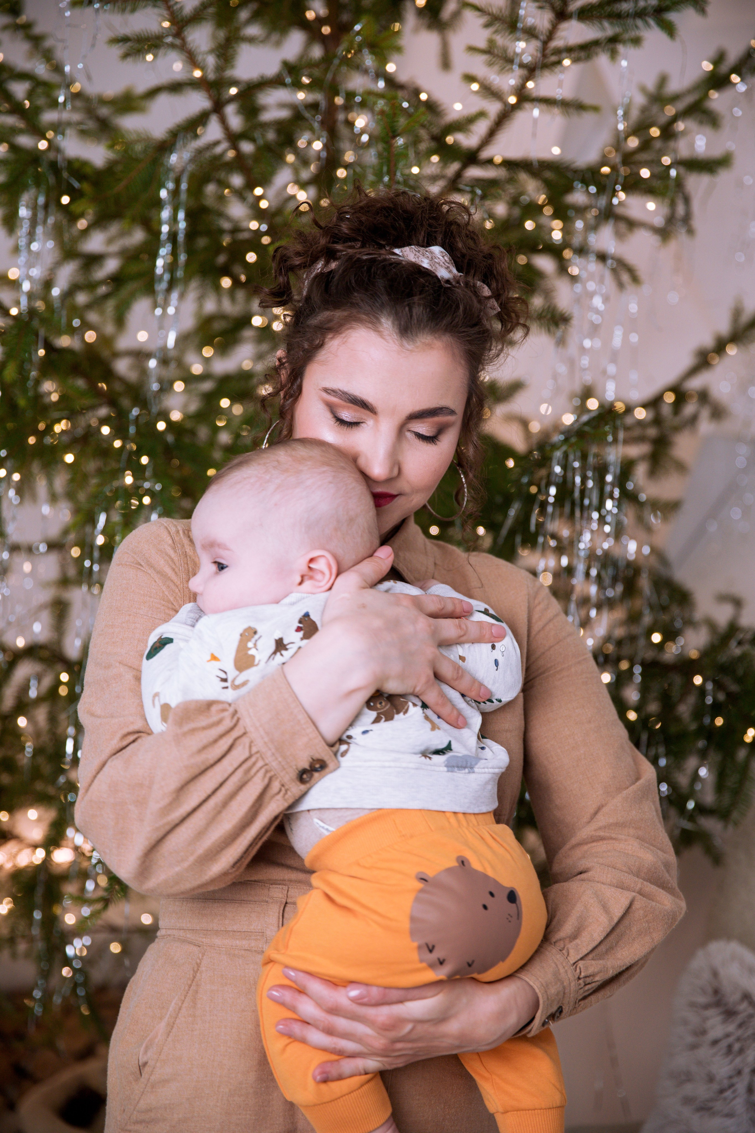 Новорічна сімейна зйомка Аліни та маленького Енея. Сімейний та дитячий фотограф Київ, Ірпінь, Буча — Галина Пивоварова