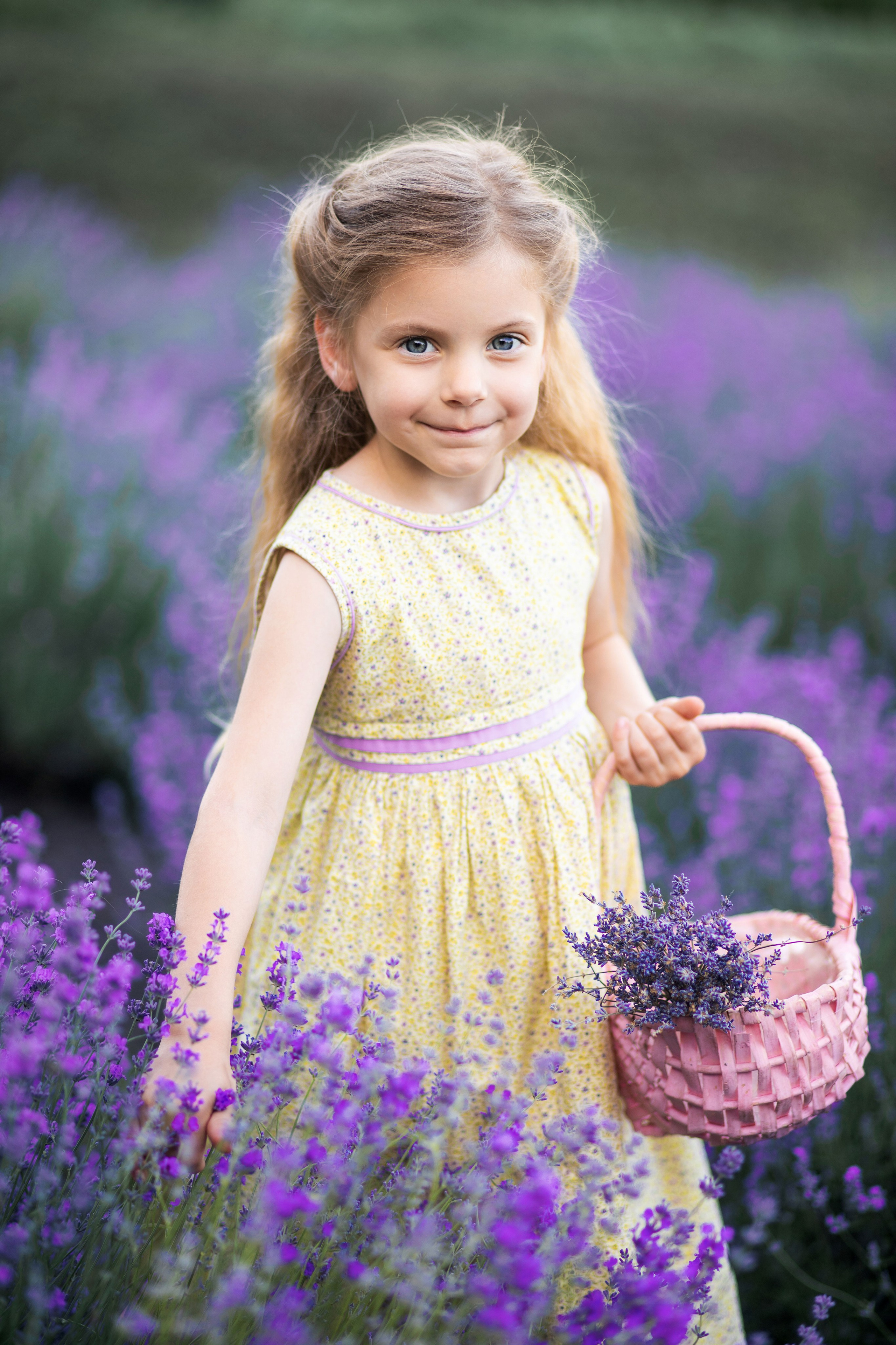 Сімейна фотозйомка Інни і Дариночки в лаванді. Сімейний та дитячий фотограф Київ, Ірпінь, Буча — Галина Пивоварова