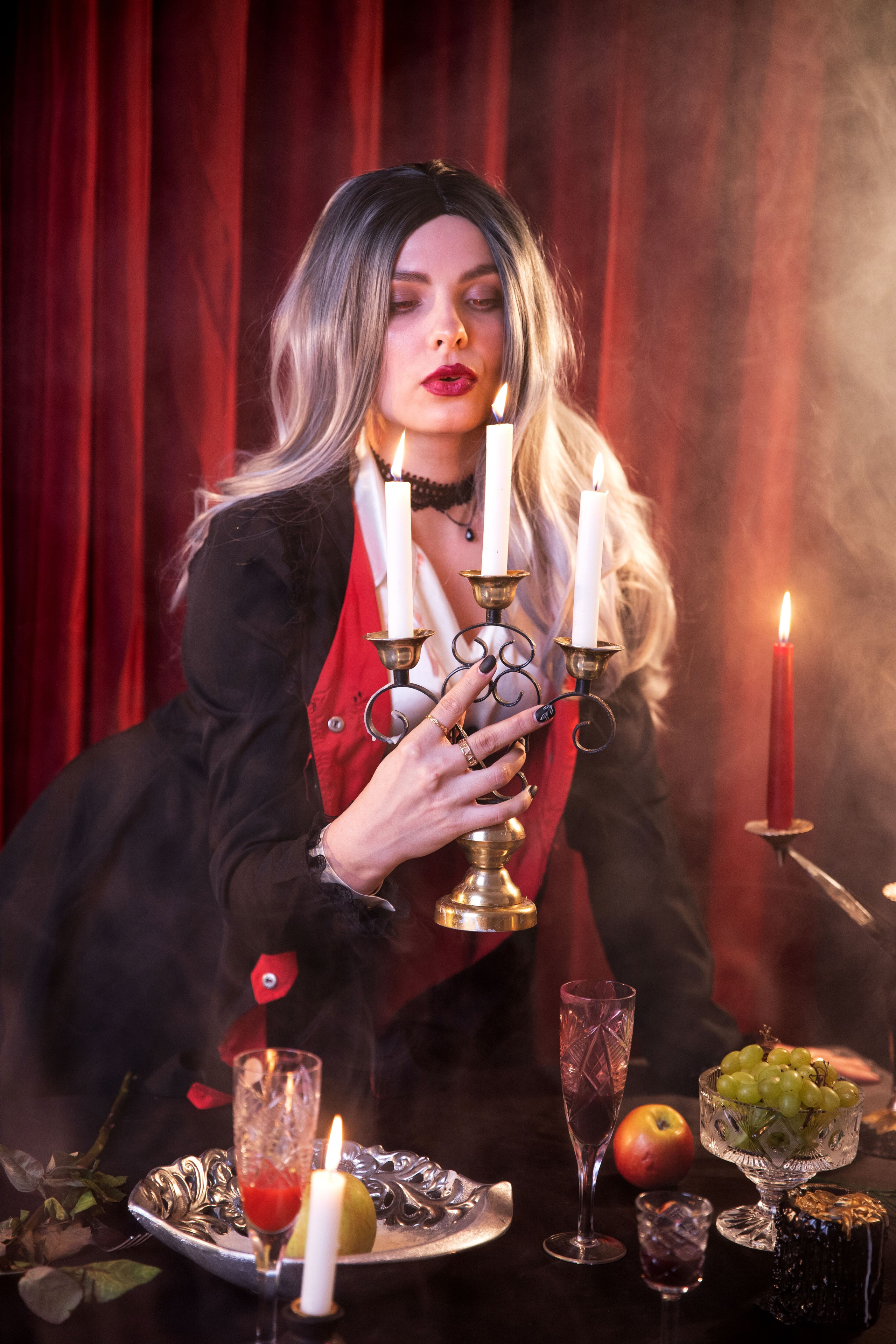 Жіноча фотозйомка з Інною «Вампірська сага». Сімейний та дитячий фотограф Київ, Ірпінь, Буча — Галина Пивоварова