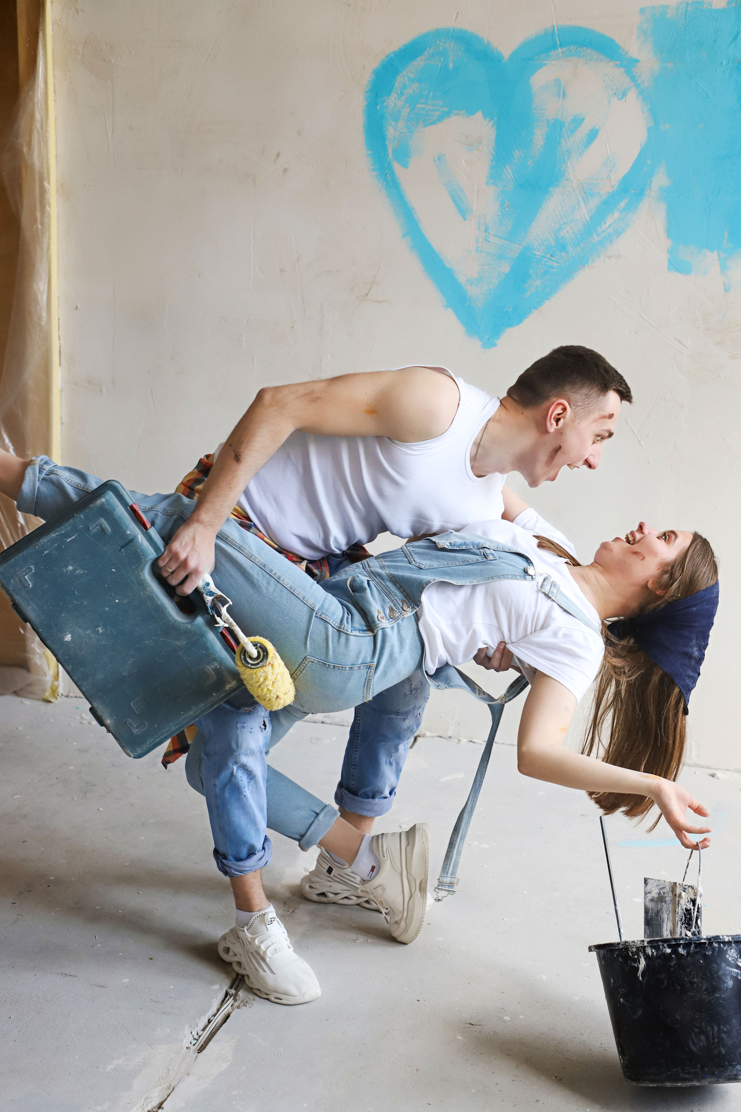 Фотосесія Lovestory Діани та Михайла в процесі ремонту. Сімейний та дитячий фотограф Київ, Ірпінь, Буча — Галина Пивоварова