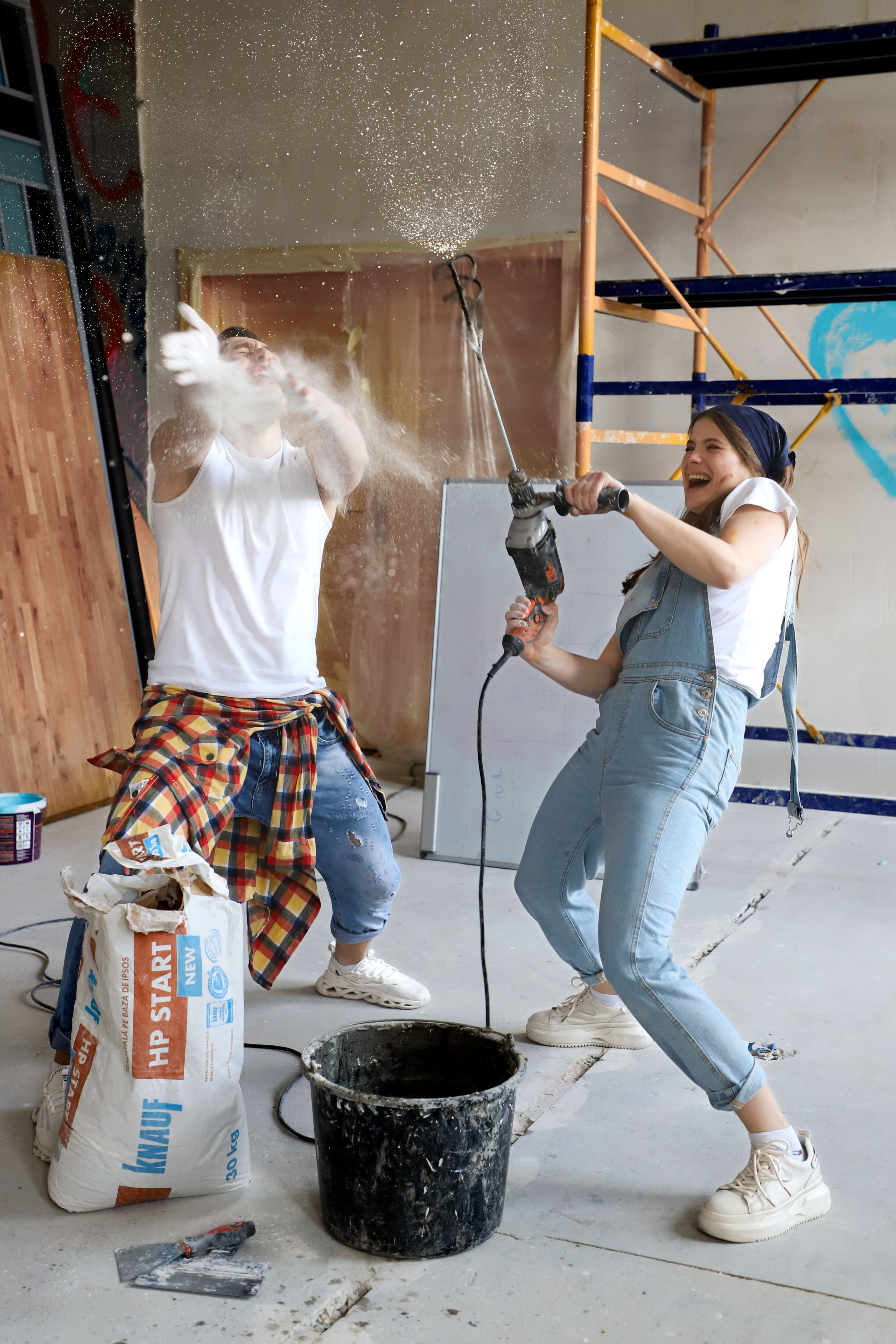 Фотосесія Lovestory Діани та Михайла в процесі ремонту. Сімейний та дитячий фотограф Київ, Ірпінь, Буча — Галина Пивоварова