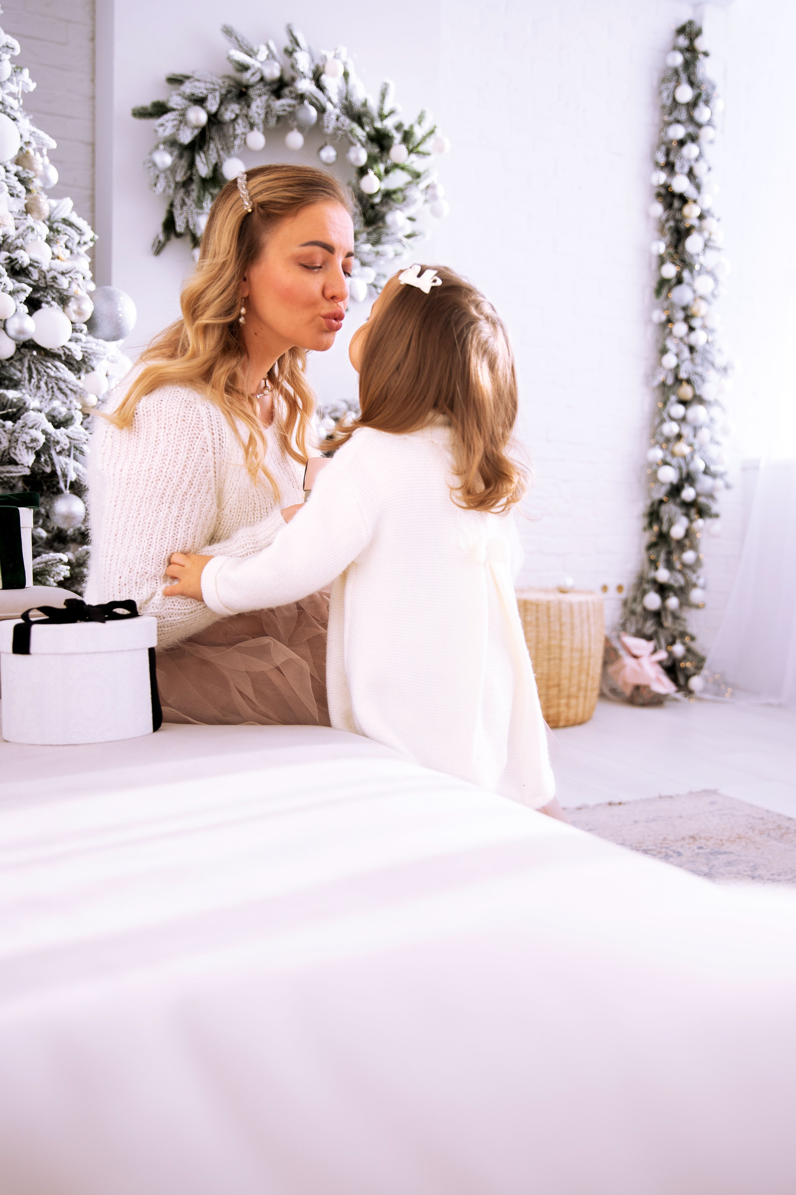 Новорічна фотозйомка з Яною. Сімейний та дитячий фотограф Київ, Ірпінь, Буча — Галина Пивоварова