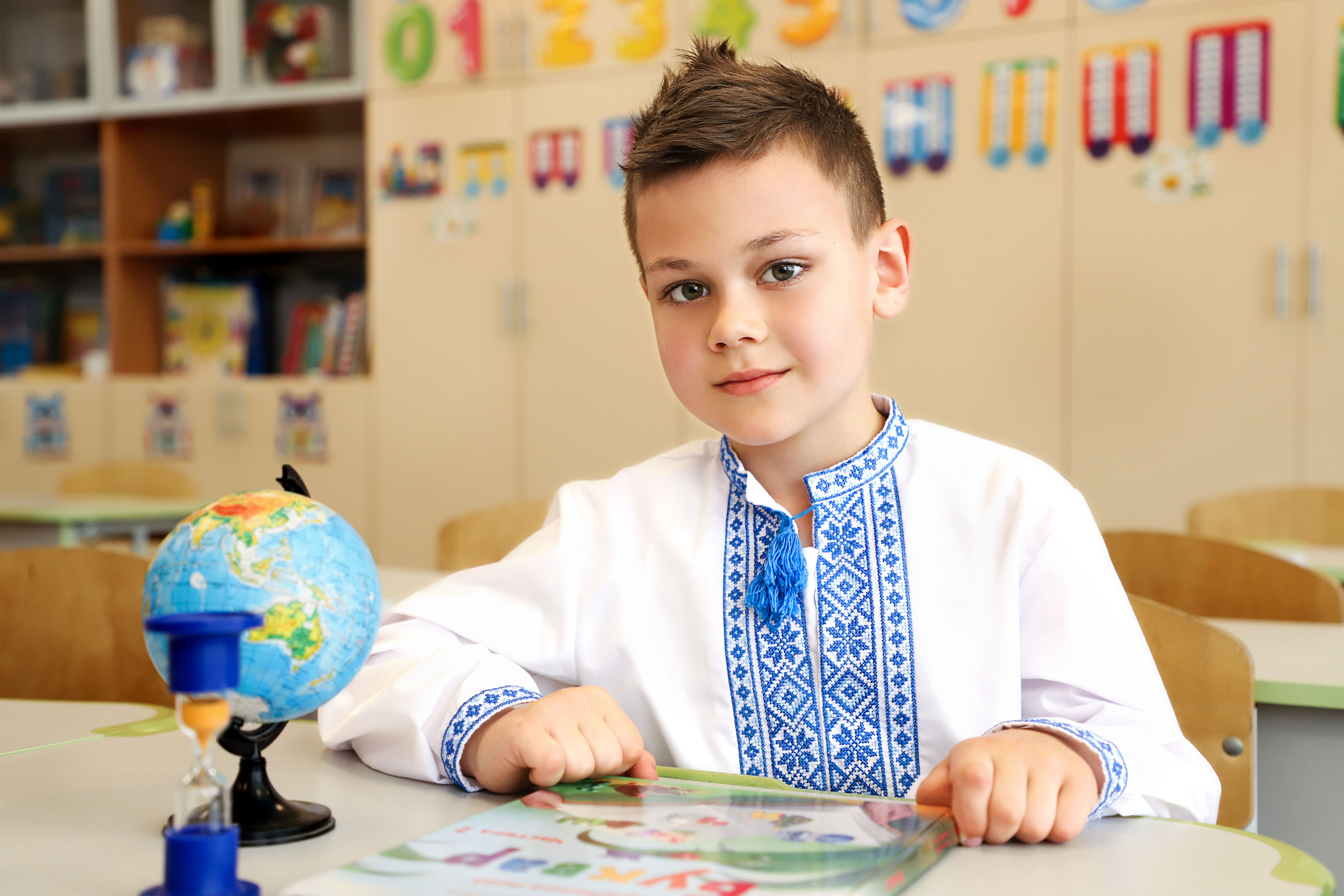 Свято Букваря 1-Д клас, школа 12. Сімейний та дитячий фотограф Київ, Ірпінь, Буча — Галина Пивоварова