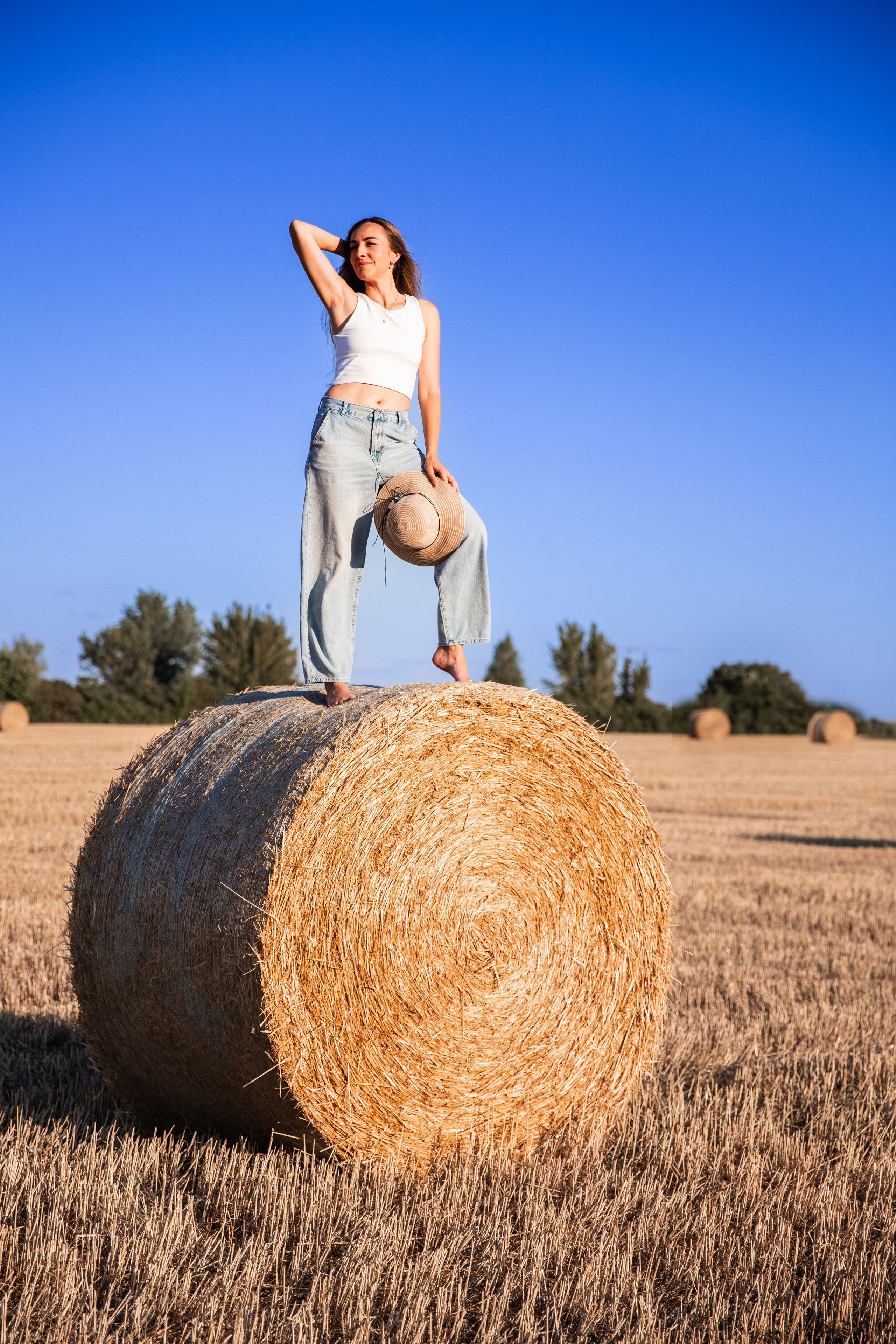 Фотозйомка в пшеничному полі з Альоною. Сімейний та дитячий фотограф Київ, Ірпінь, Буча — Галина Пивоварова