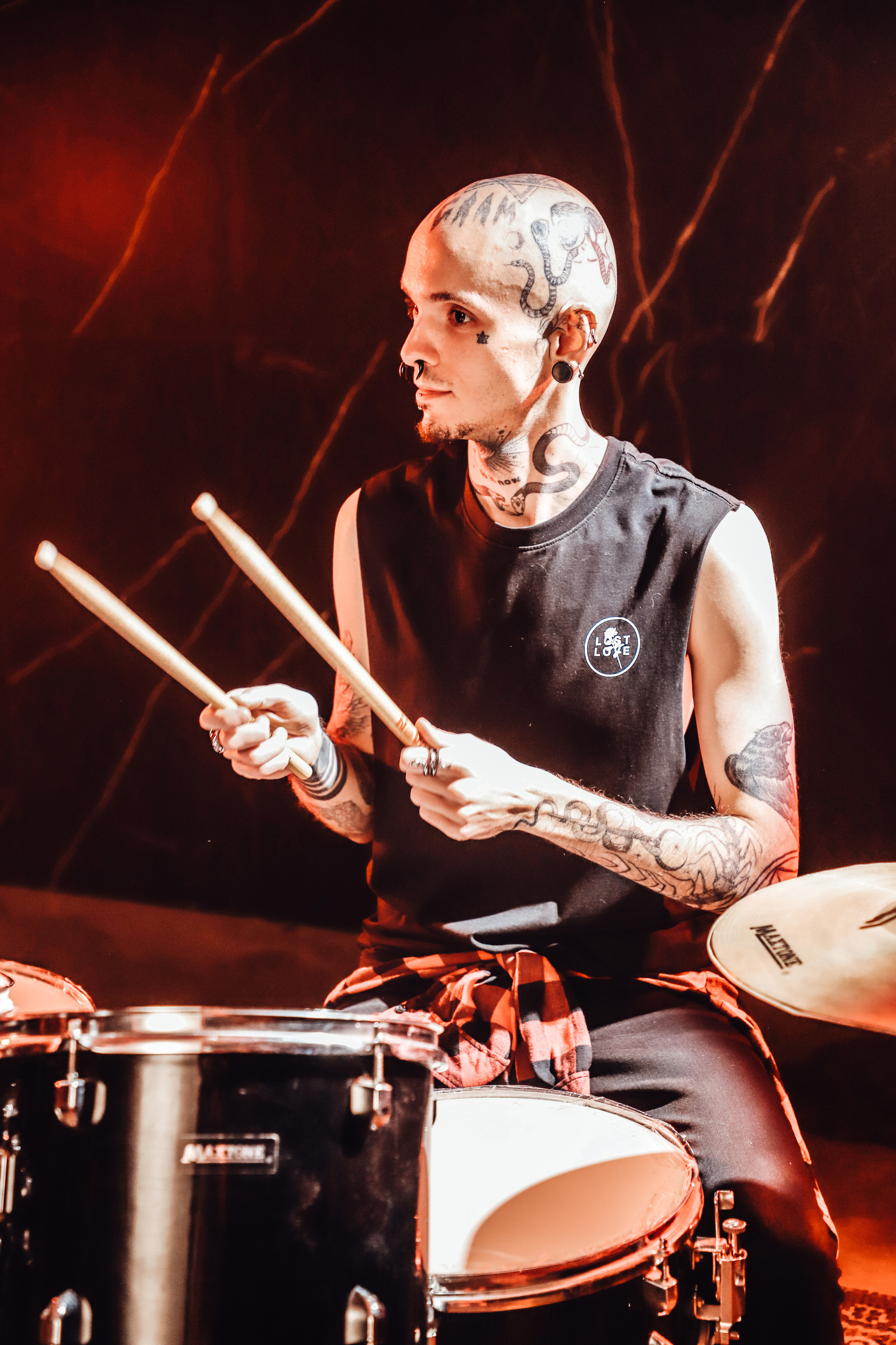 Фотосесія з барабанами «І музика може стати зброєю». Сімейний та дитячий фотограф Київ, Ірпінь, Буча — Галина Пивоварова