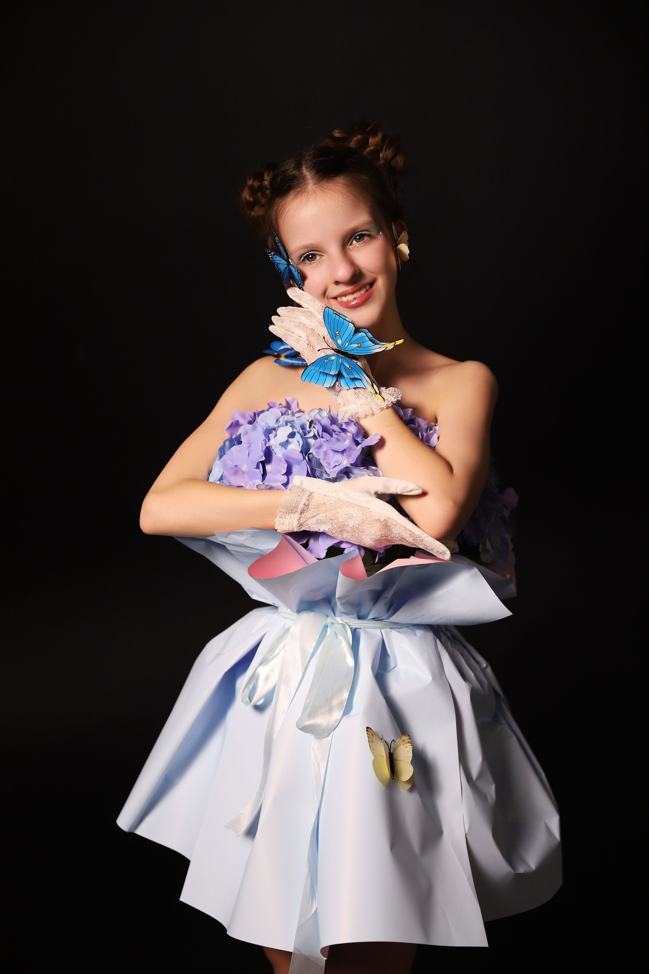 Фотозйомка в квітах. Сімейний та дитячий фотограф Київ, Ірпінь, Буча — Галина Пивоварова