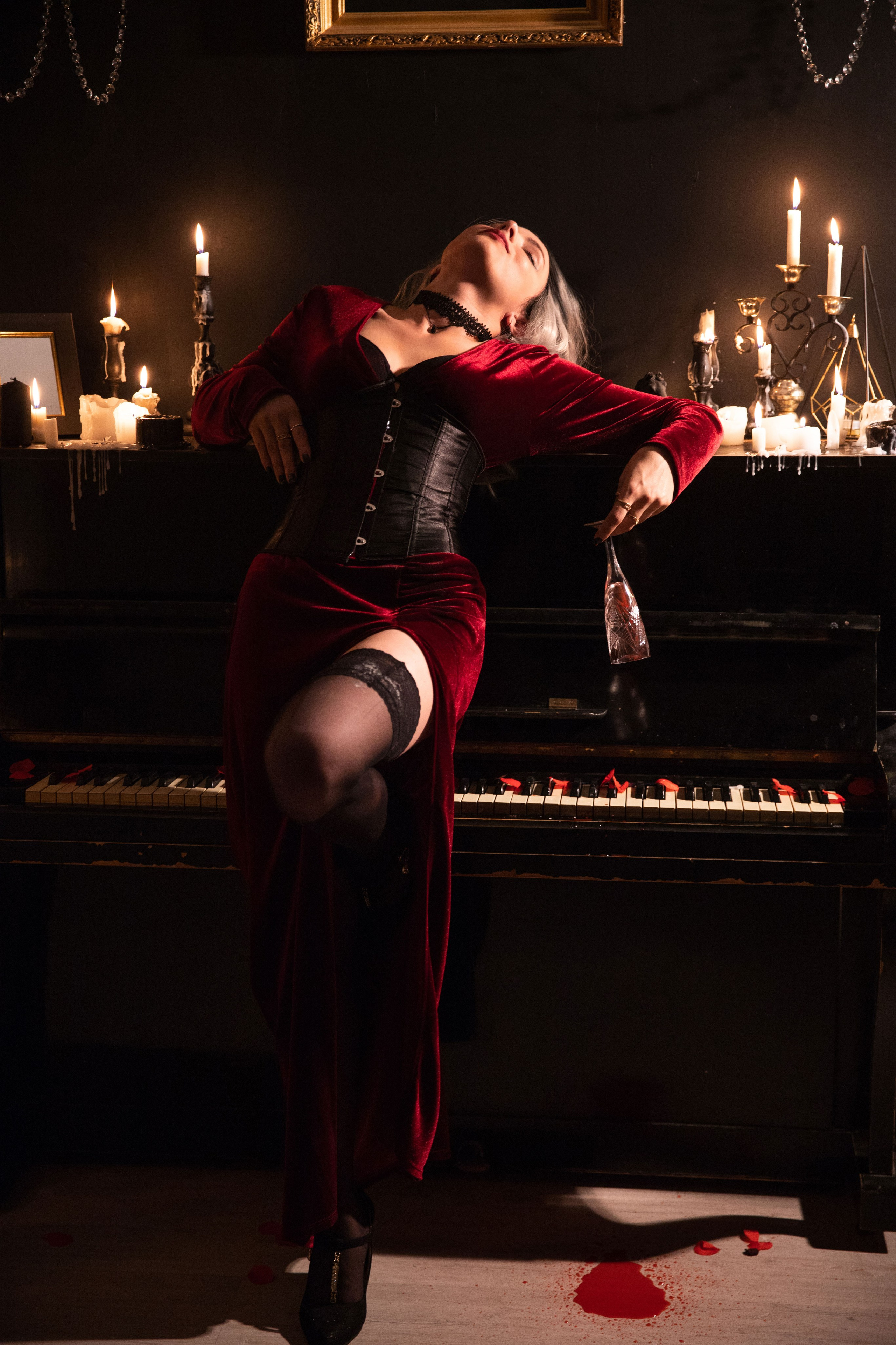 Жіноча фотозйомка з Інною «Вампірська сага». Сімейний та дитячий фотограф Київ, Ірпінь, Буча — Галина Пивоварова