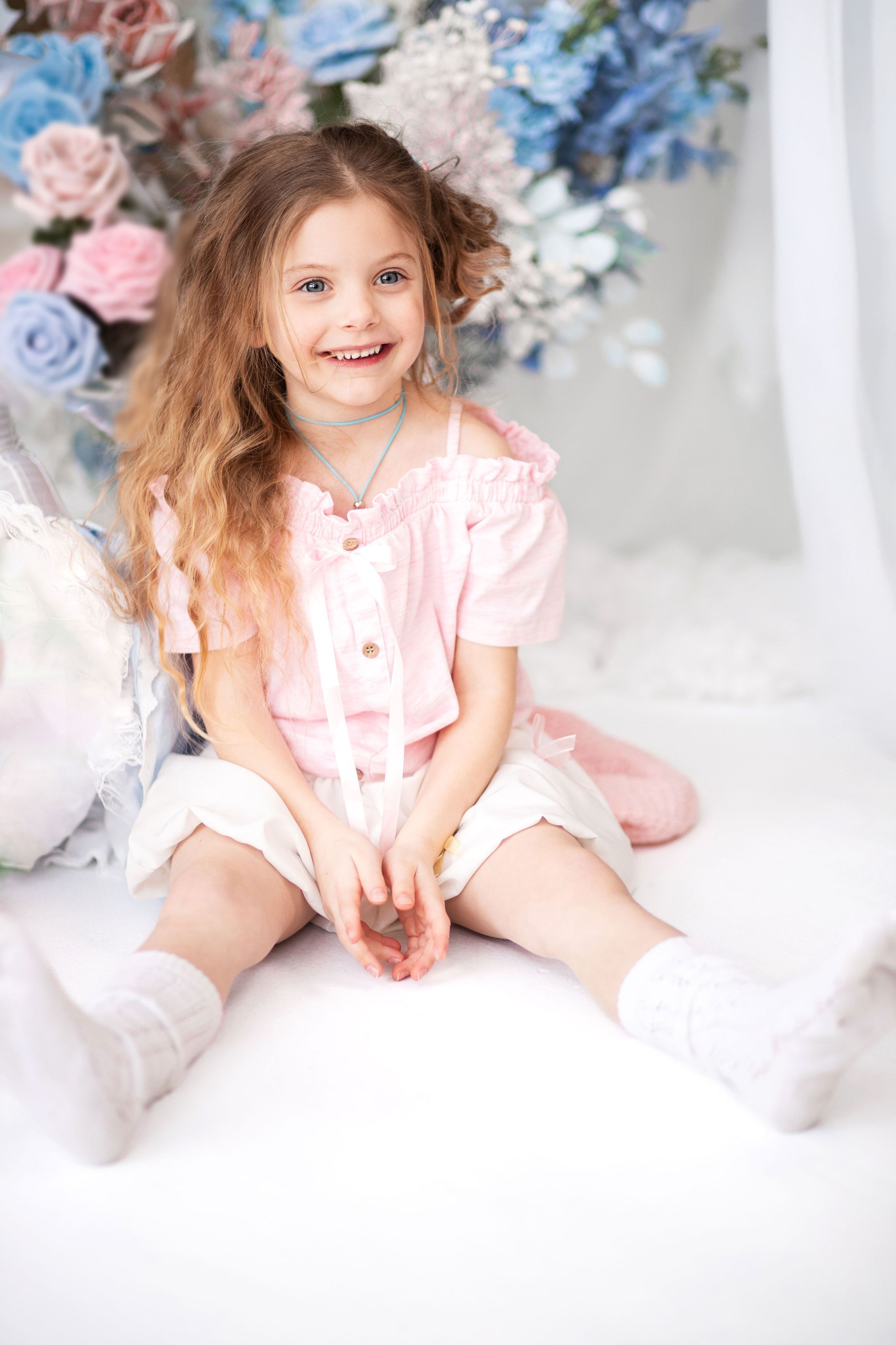 Ніжна весняна фотозйомка з Даринкою. Сімейний та дитячий фотограф Київ, Ірпінь, Буча — Галина Пивоварова