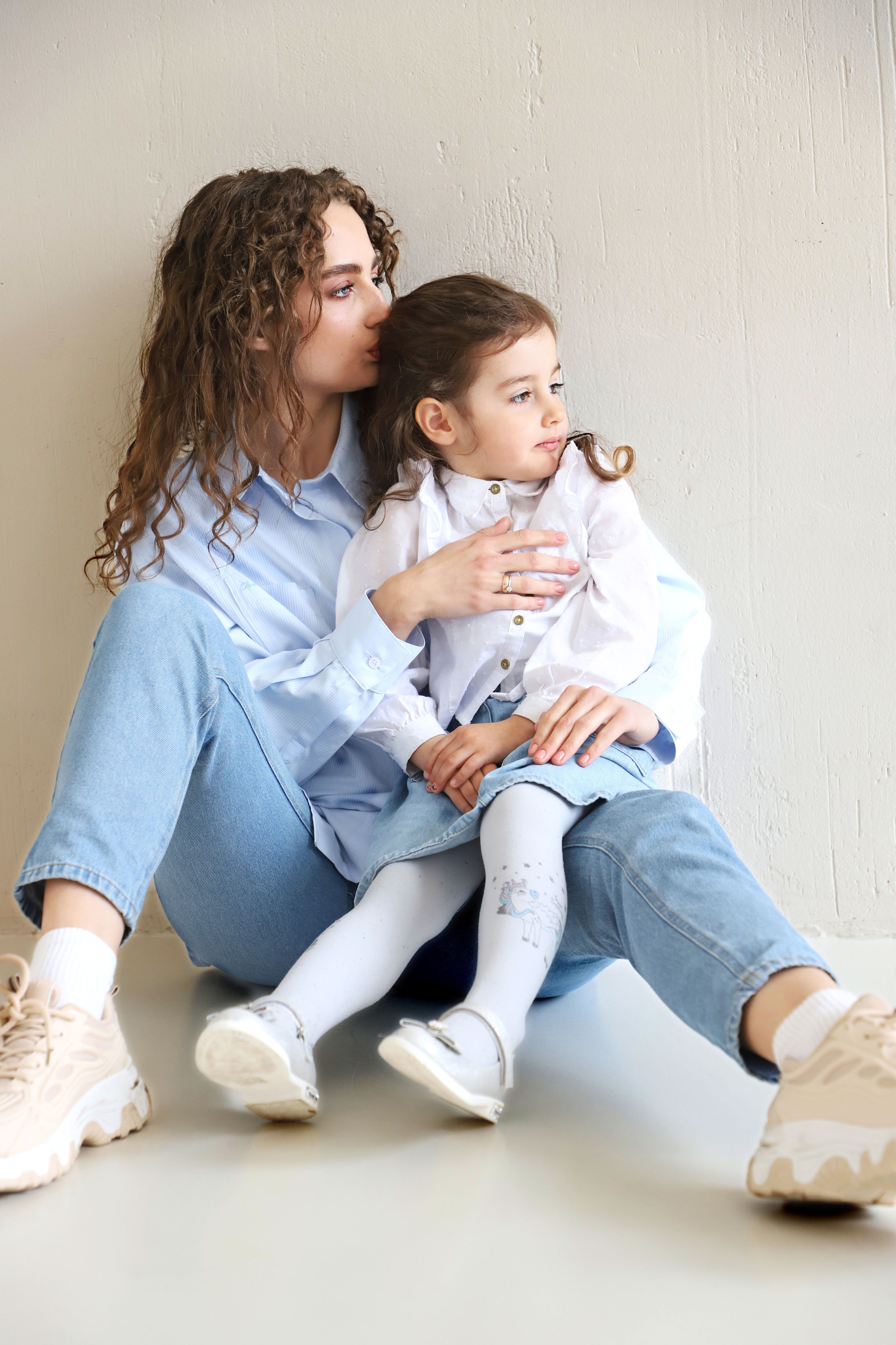 Сімейна фотозйомка «Дві мами, дві донечки». Сімейний та дитячий фотограф Київ, Ірпінь, Буча — Галина Пивоварова