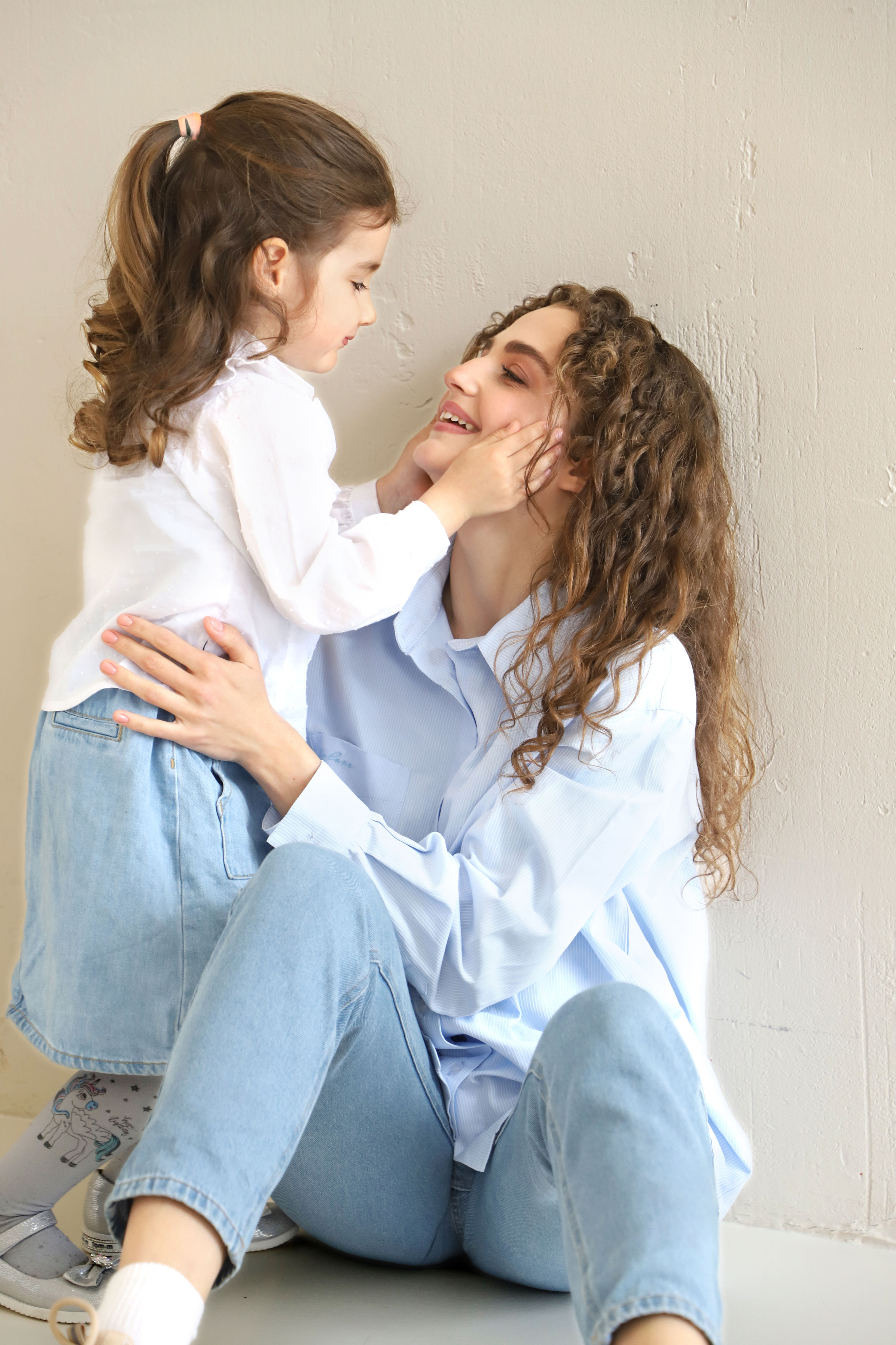 Сімейна фотозйомка «Дві мами, дві донечки». Сімейний та дитячий фотограф Київ, Ірпінь, Буча — Галина Пивоварова