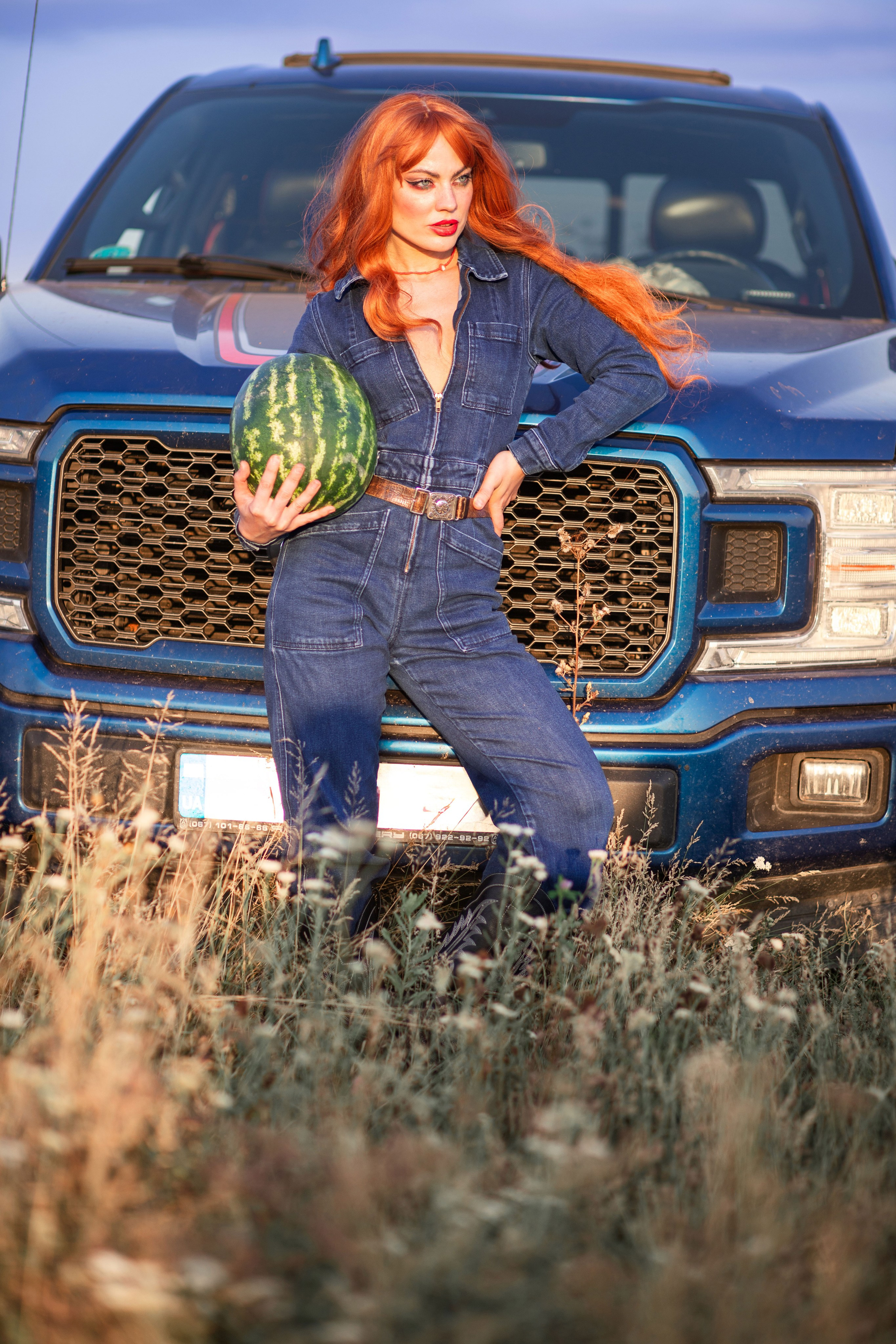 Соковита гарбузова фотозйомка з Олесею. Сімейний та дитячий фотограф Київ, Ірпінь, Буча — Галина Пивоварова
