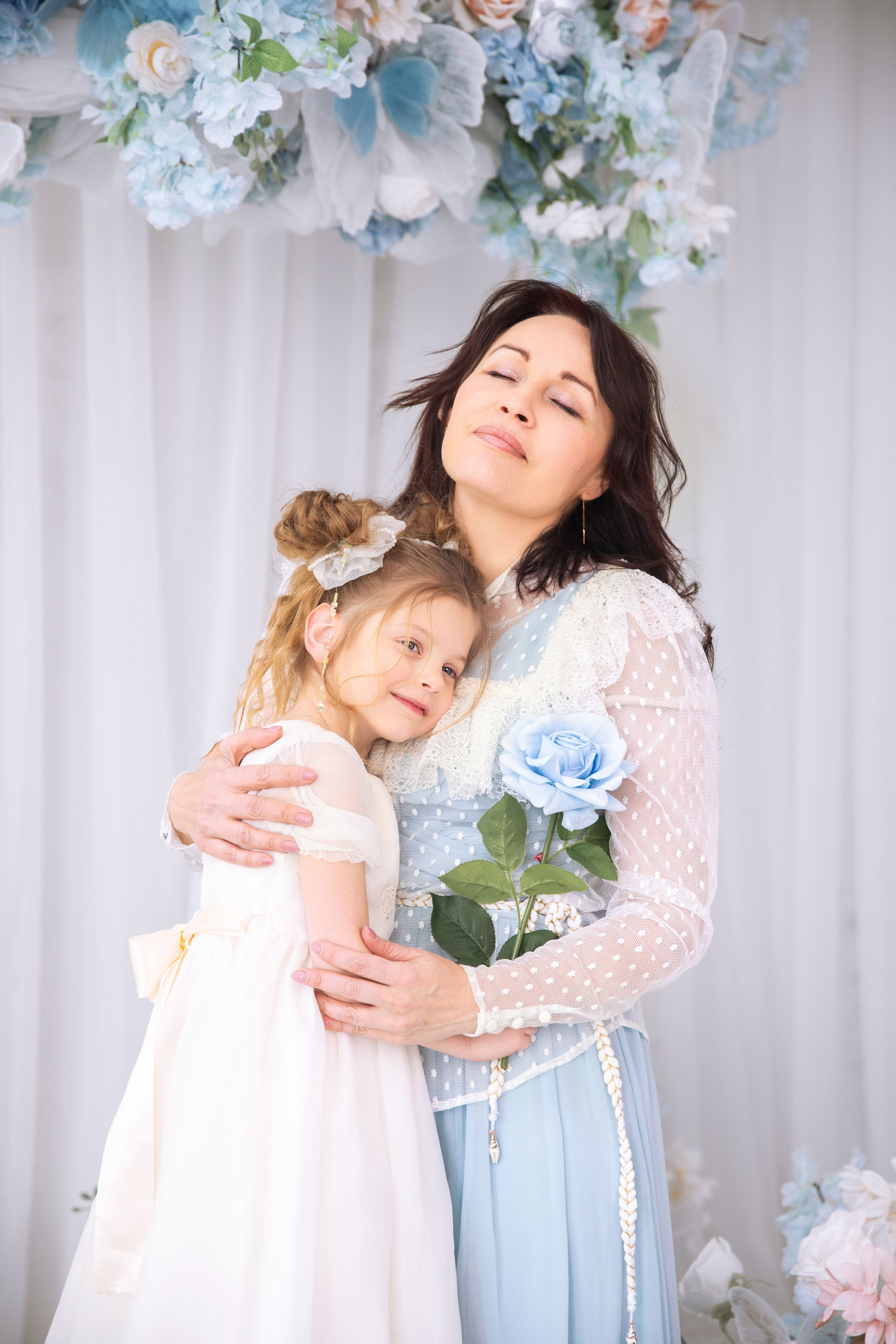 Ніжна весняна фотозйомка з Даринкою. Сімейний та дитячий фотограф Київ, Ірпінь, Буча — Галина Пивоварова