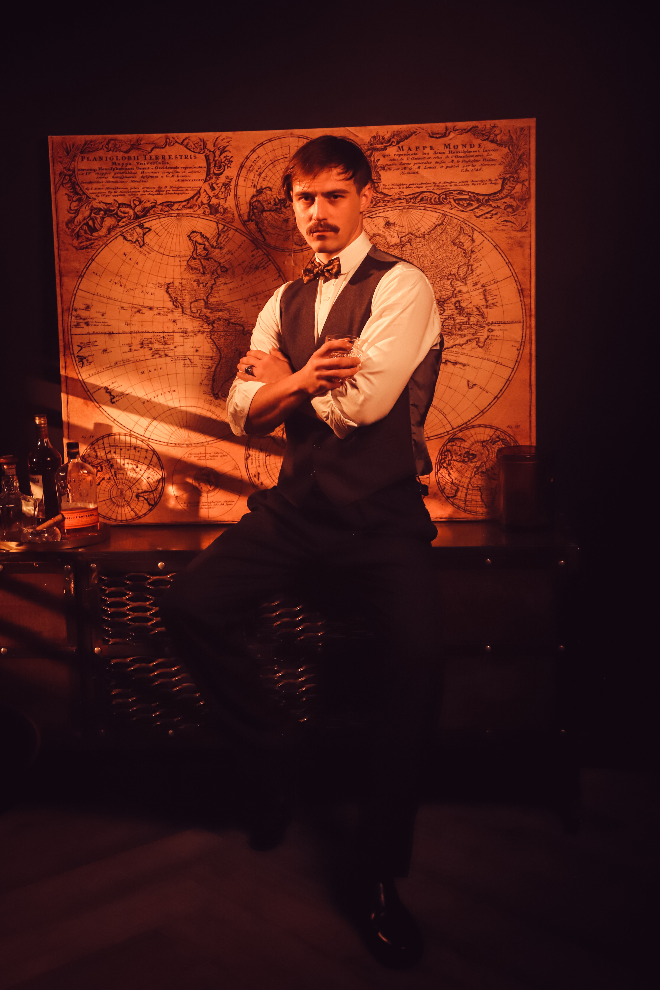 Чоловіча фотозйомка «Гострі картузи». Сімейний та дитячий фотограф Київ, Ірпінь, Буча — Галина Пивоварова