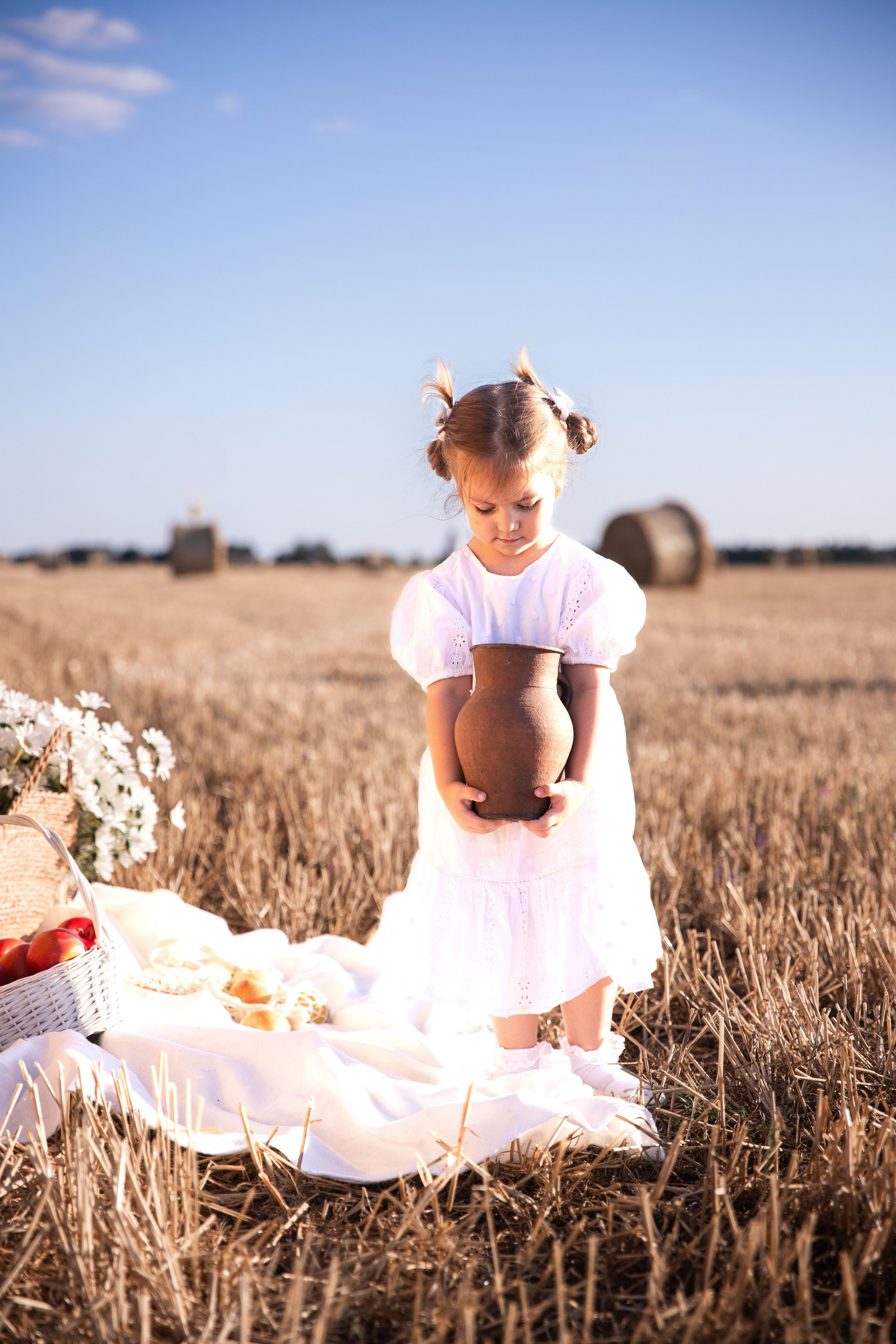 Дитяча фотозйомка в пшеничному полі. Сімейний та дитячий фотограф Київ, Ірпінь, Буча — Галина Пивоварова