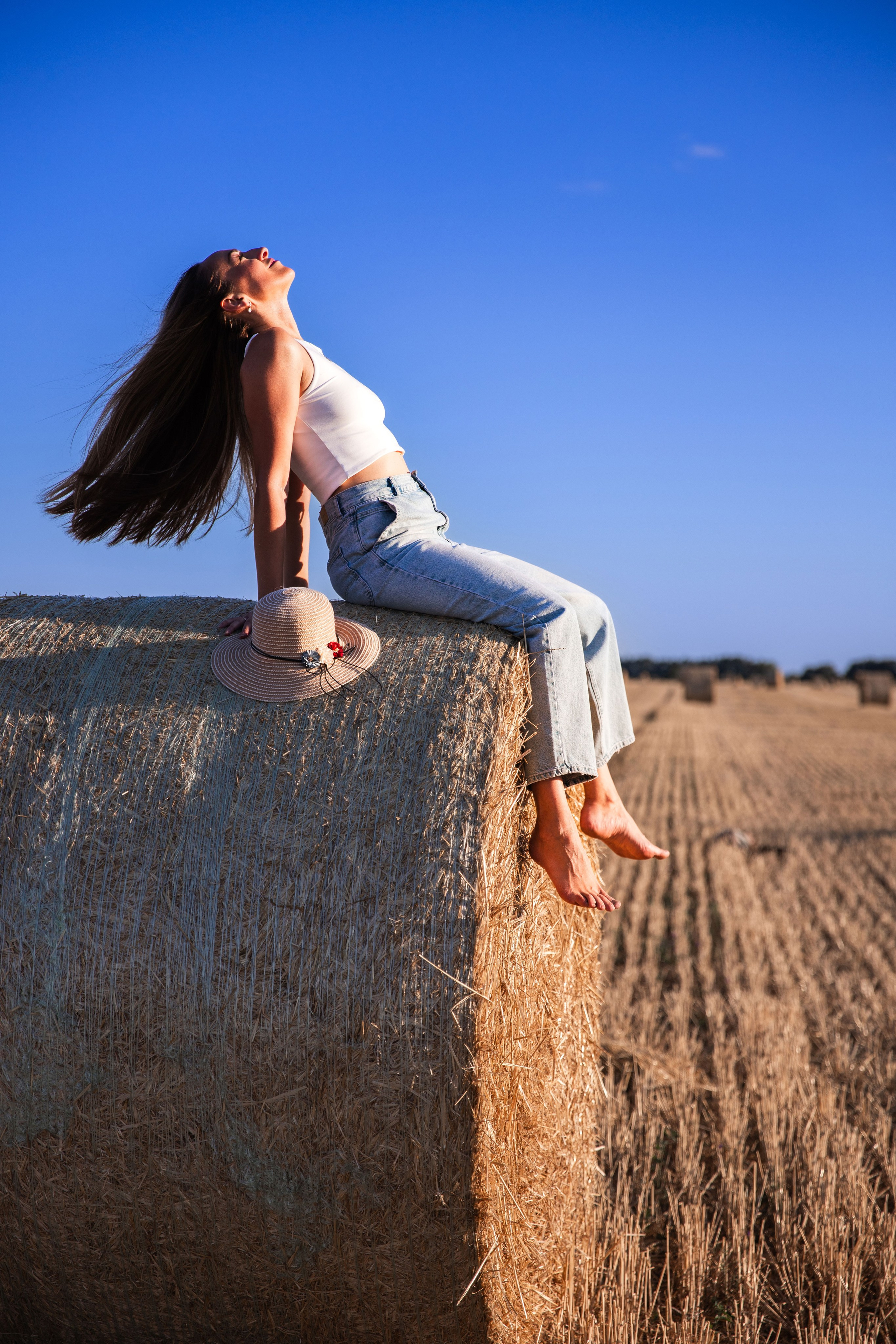 Фотозйомка в пшеничному полі з Альоною. Сімейний та дитячий фотограф Київ, Ірпінь, Буча — Галина Пивоварова