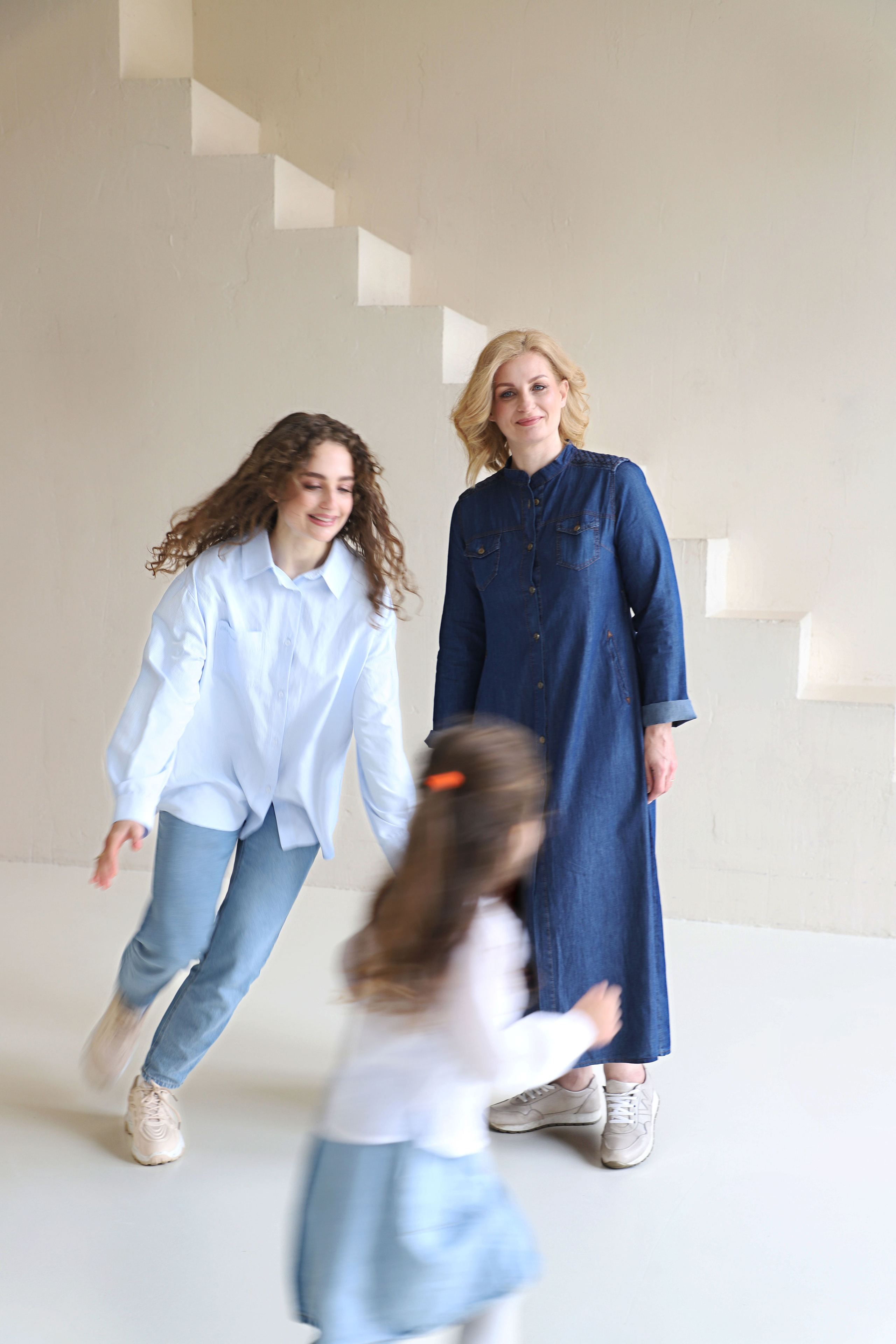 Сімейна фотозйомка «Дві мами, дві донечки». Сімейний та дитячий фотограф Київ, Ірпінь, Буча — Галина Пивоварова