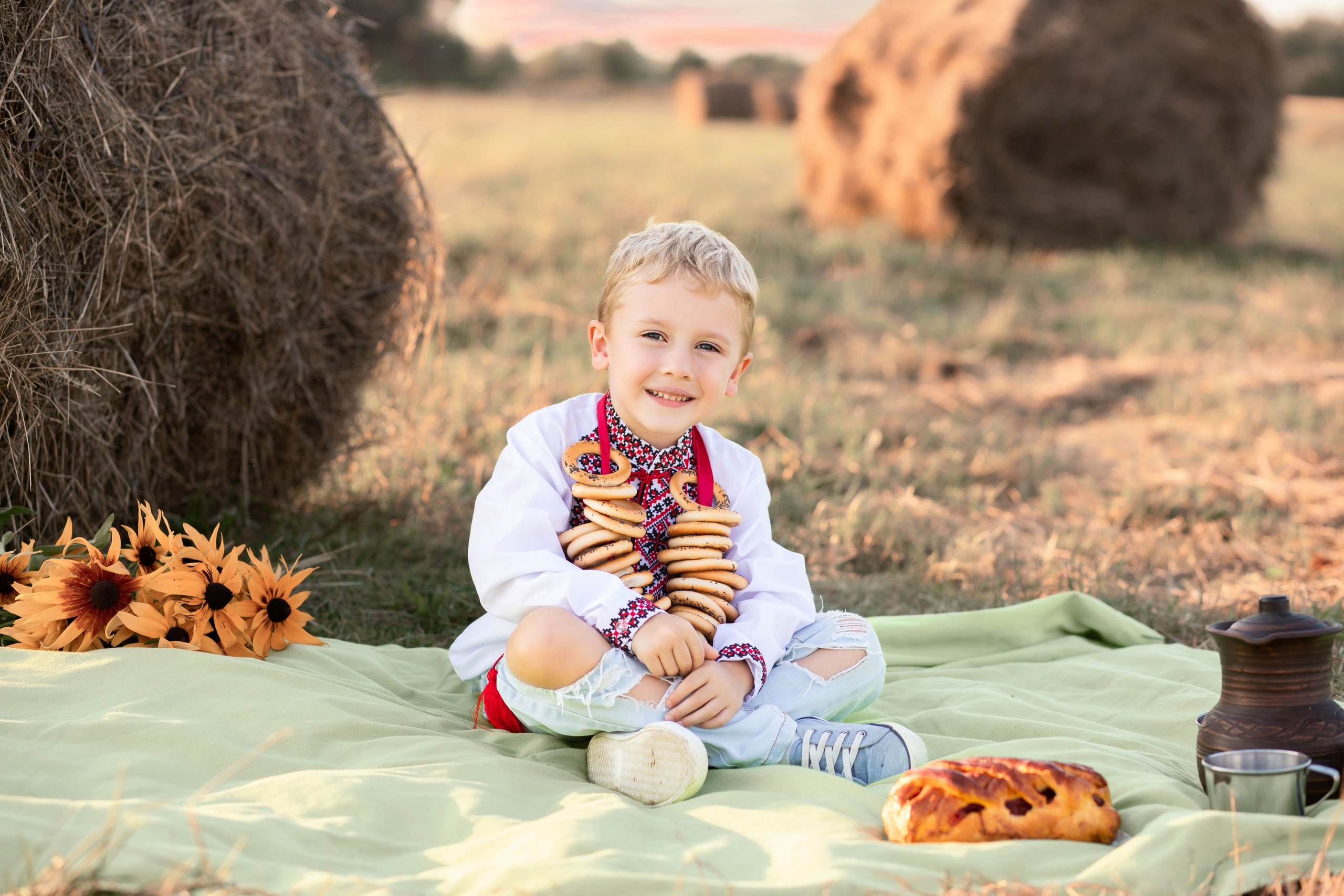 Сімейна фотопрогулянка полем. Сімейний та дитячий фотограф Київ, Ірпінь, Буча — Галина Пивоварова