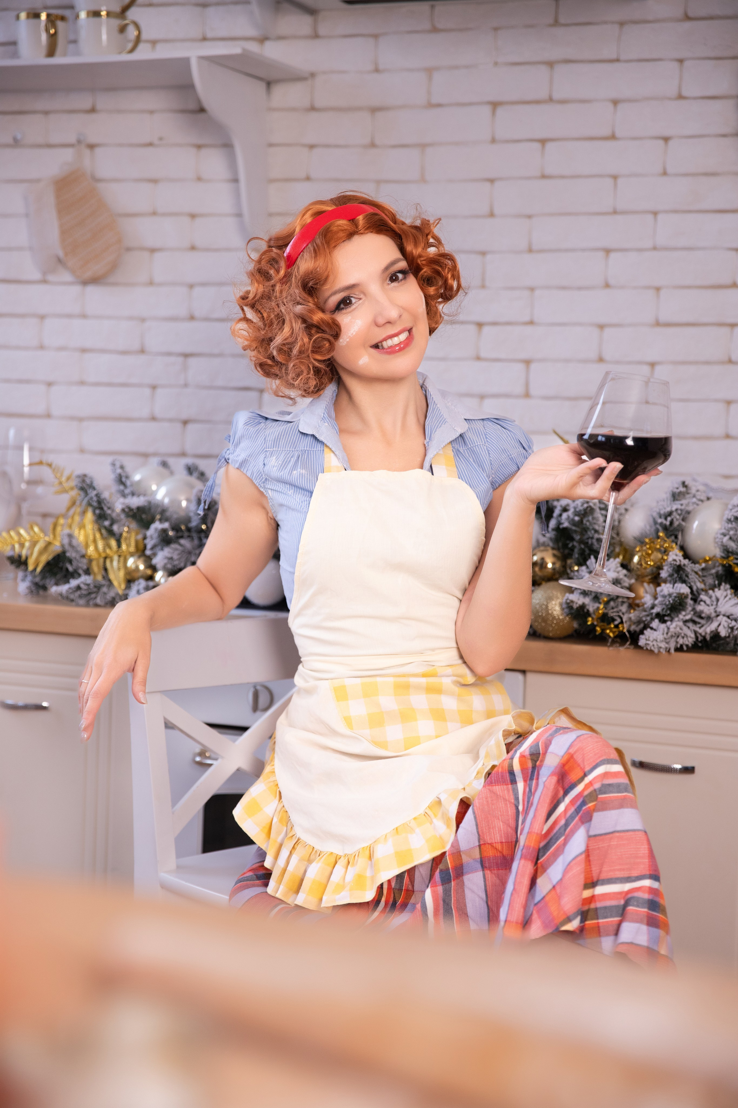 Фотозйомка «Новорічна кухня» з Євою. Сімейний та дитячий фотограф Київ, Ірпінь, Буча — Галина Пивоварова