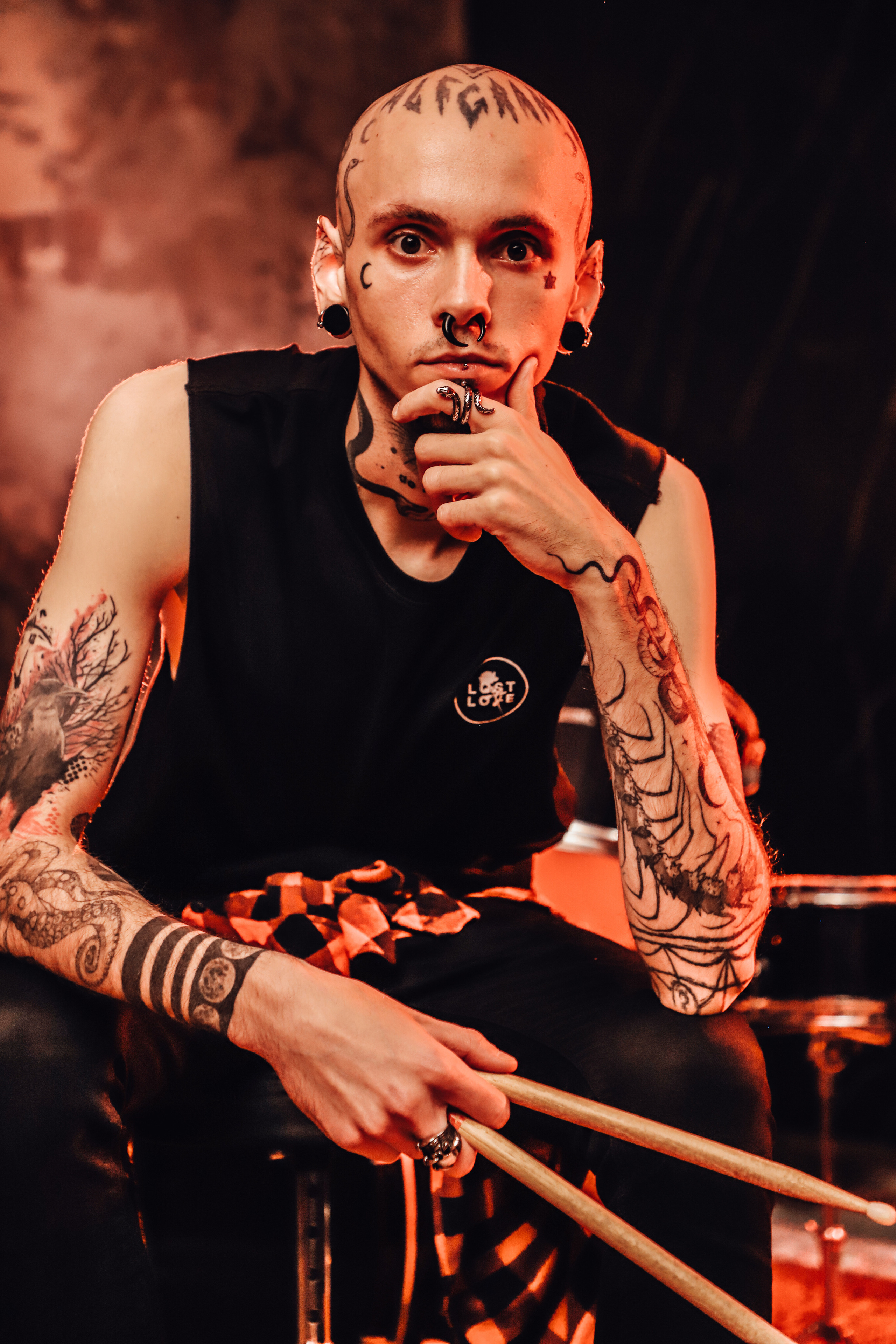 Фотосесія з барабанами «І музика може стати зброєю». Сімейний та дитячий фотограф Київ, Ірпінь, Буча — Галина Пивоварова