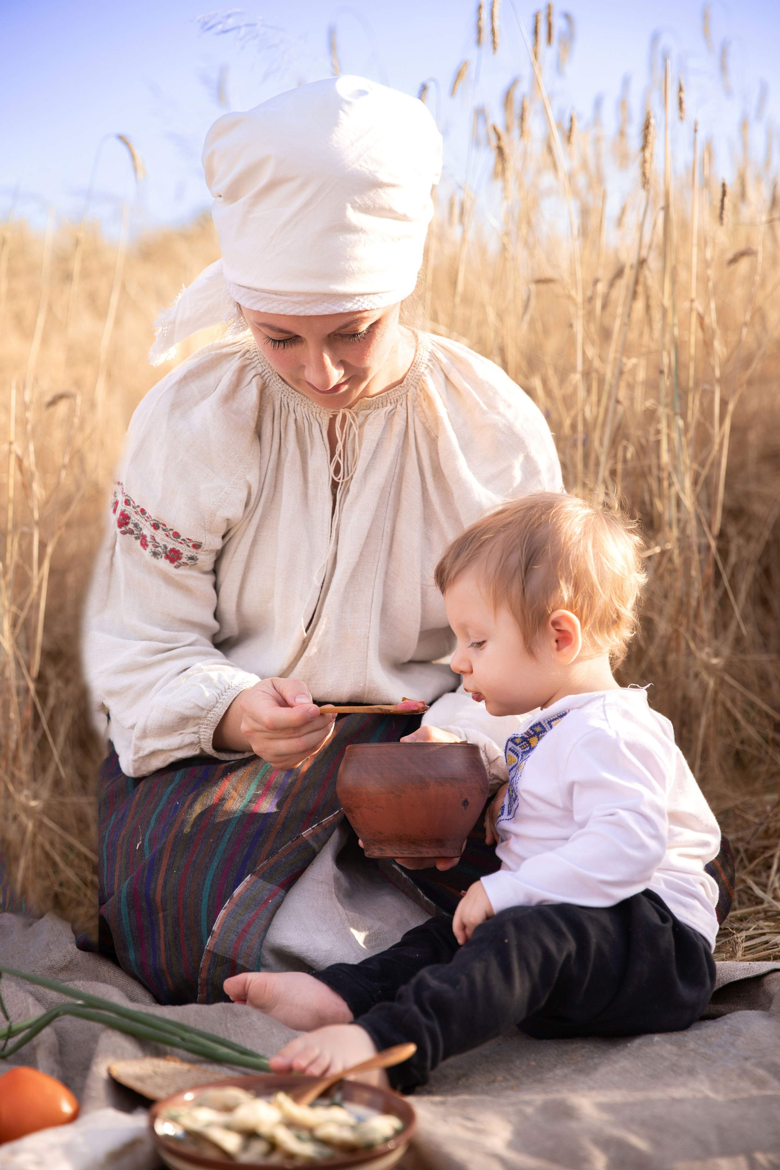 Сімейна фотосесія Надії з малечею в національному стилі. Сімейний та дитячий фотограф Київ, Ірпінь, Буча — Галина Пивоварова