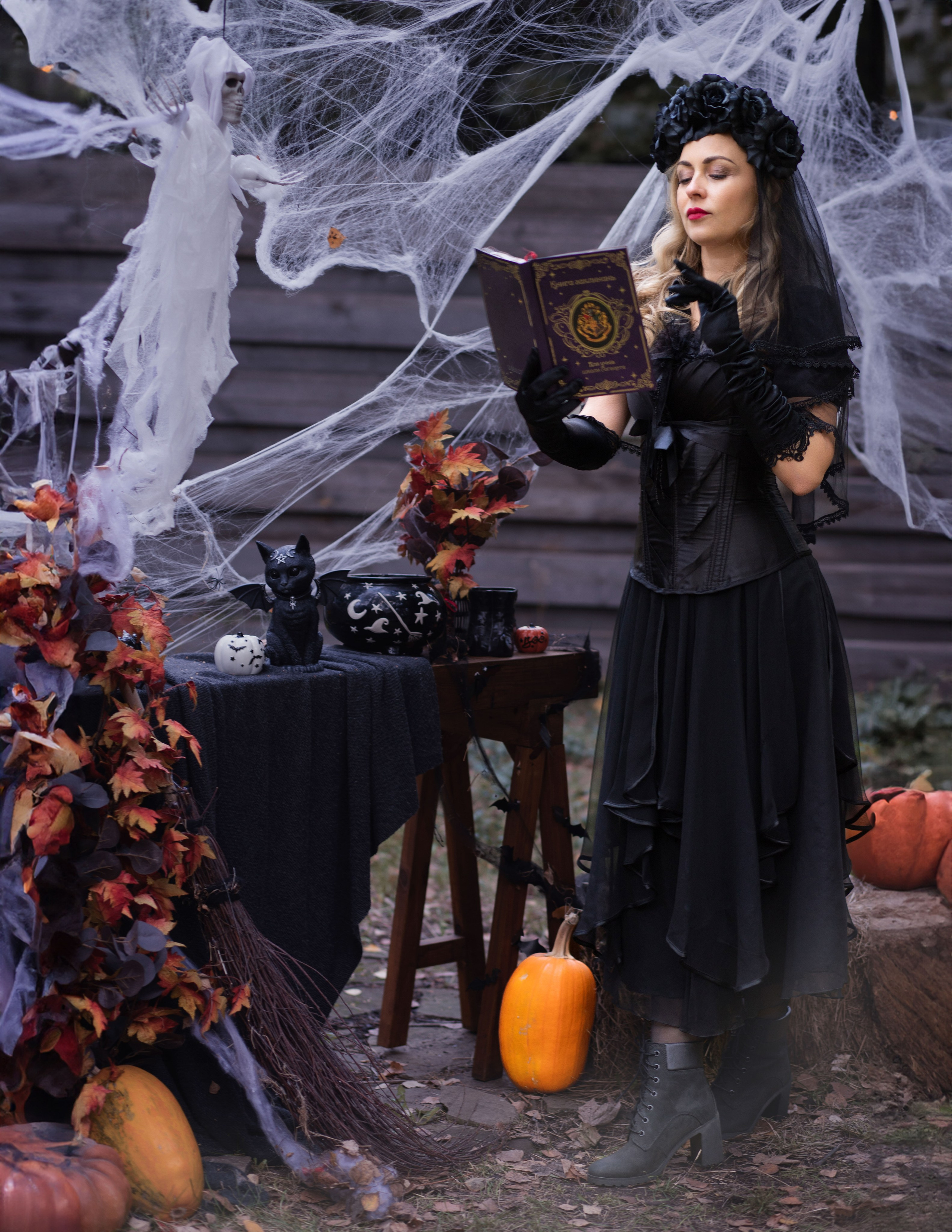 Містична Хелловін фотозйомка з Настею. Сімейний та дитячий фотограф Київ, Ірпінь, Буча — Галина Пивоварова