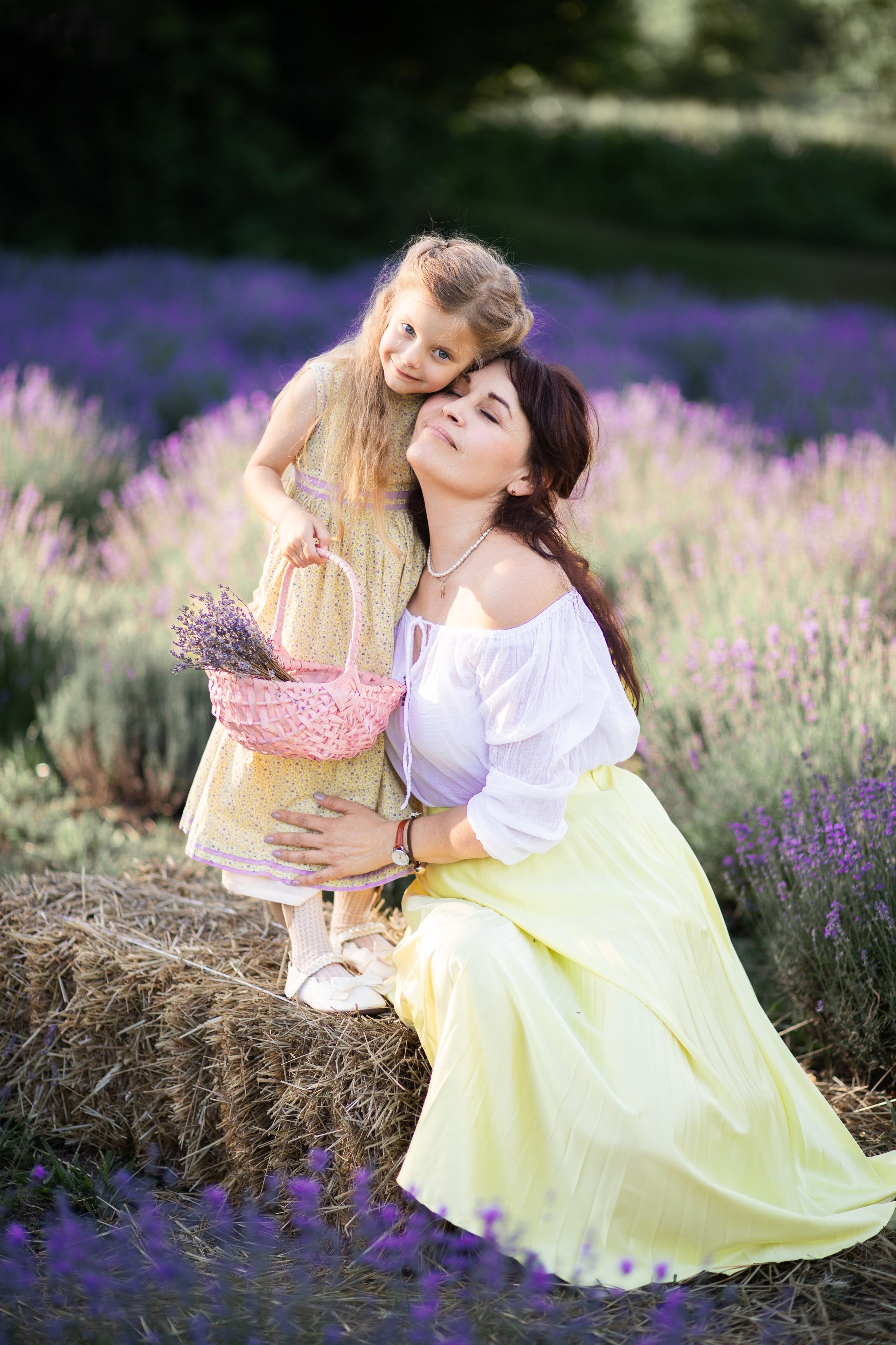 Сімейна фотозйомка Інни і Дариночки в лаванді. Сімейний та дитячий фотограф Київ, Ірпінь, Буча — Галина Пивоварова
