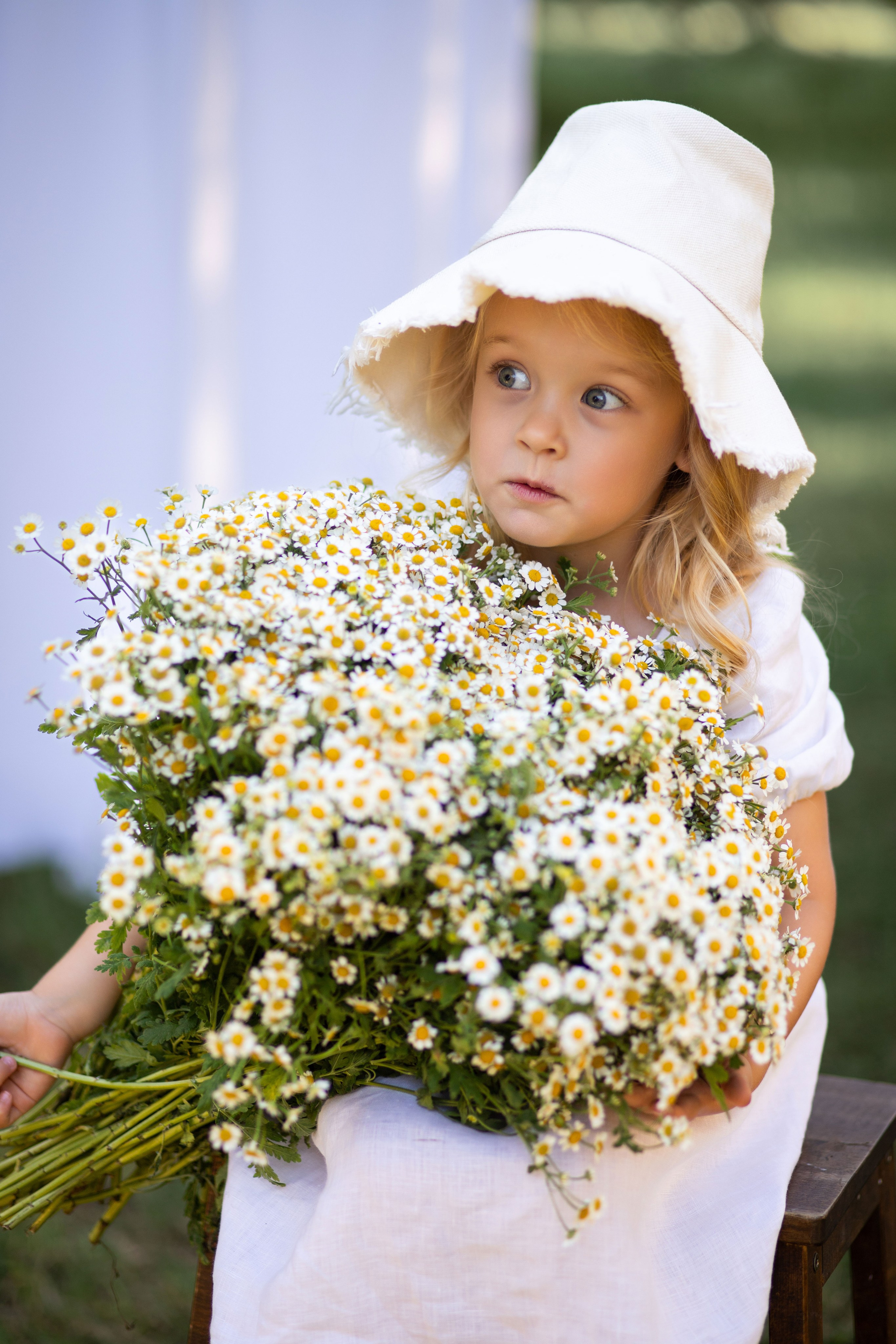 Літня дитяча фотозйомка в саду. Сімейний та дитячий фотограф Київ, Ірпінь, Буча — Галина Пивоварова