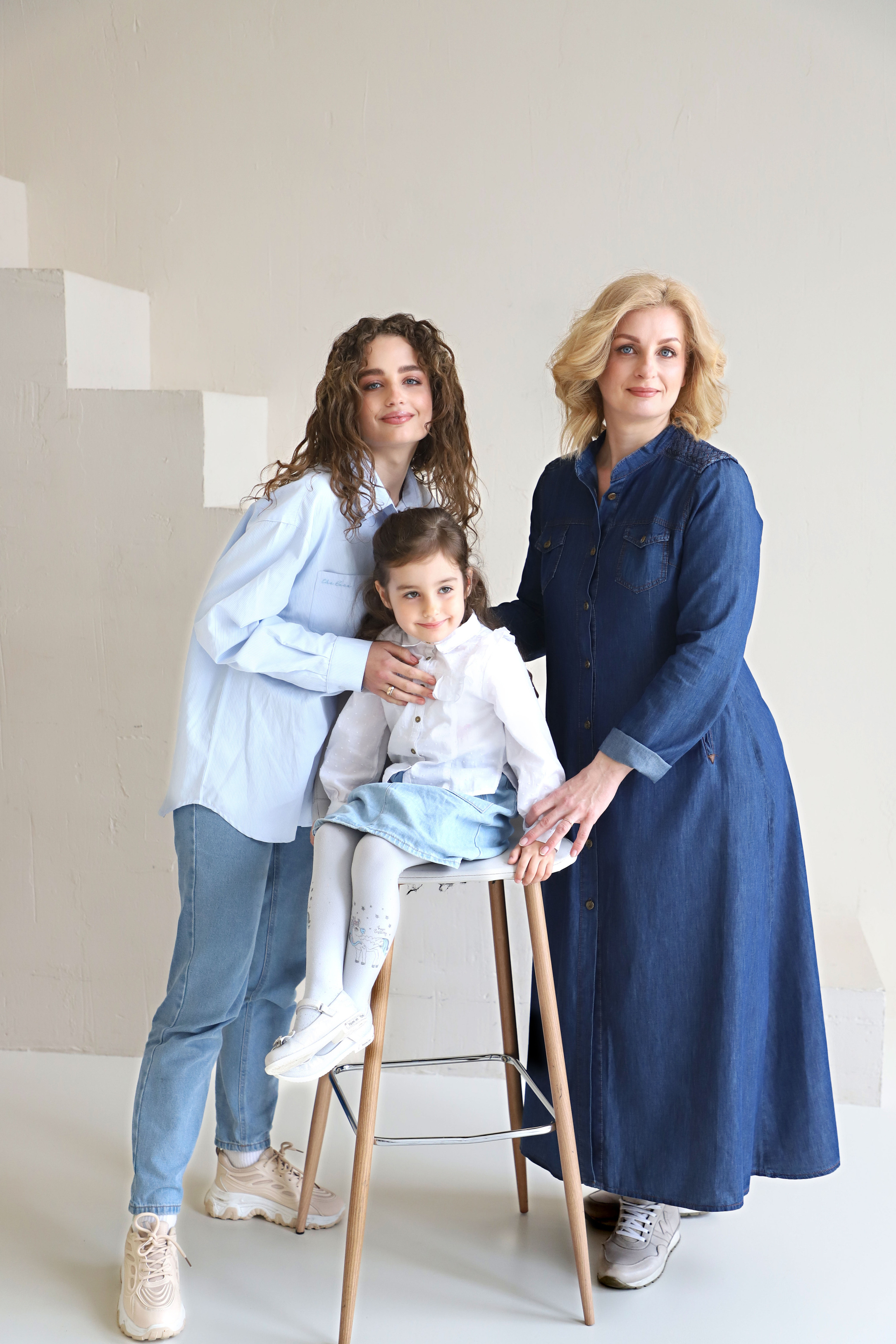 Сімейна фотозйомка «Дві мами, дві донечки». Сімейний та дитячий фотограф Київ, Ірпінь, Буча — Галина Пивоварова