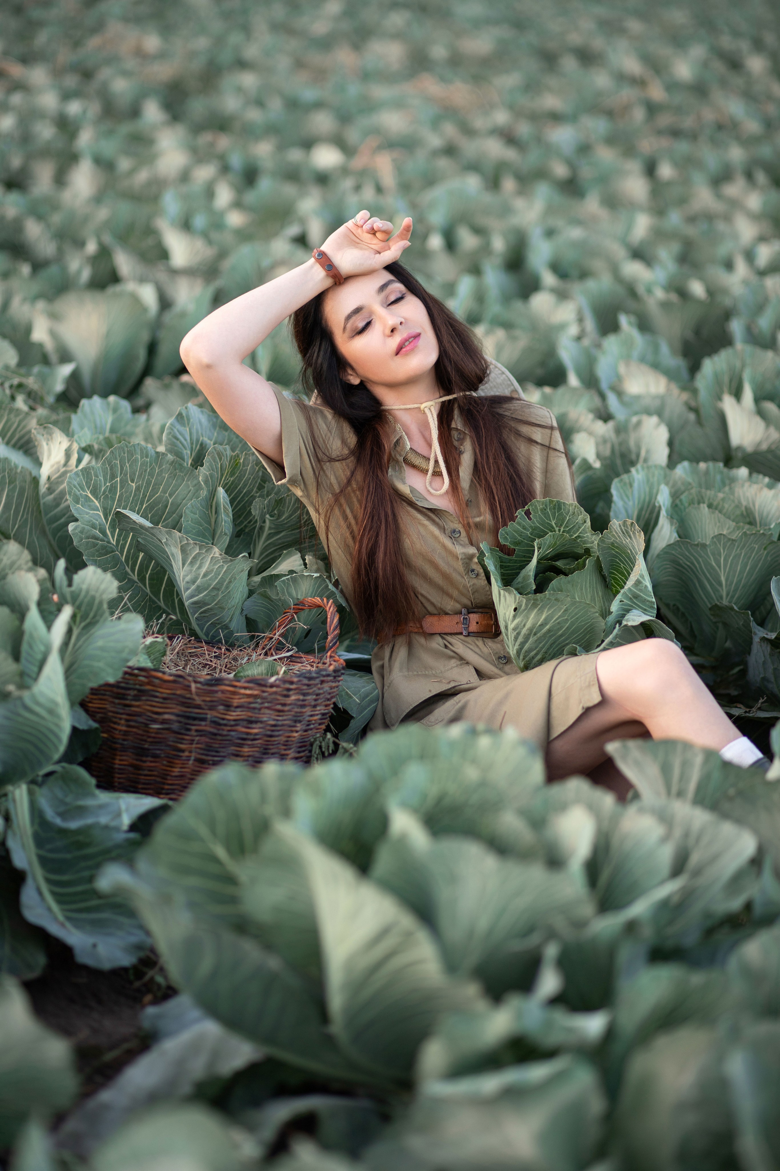 Фотозйомка в капусті з Танею. Сімейний та дитячий фотограф Київ, Ірпінь, Буча — Галина Пивоварова