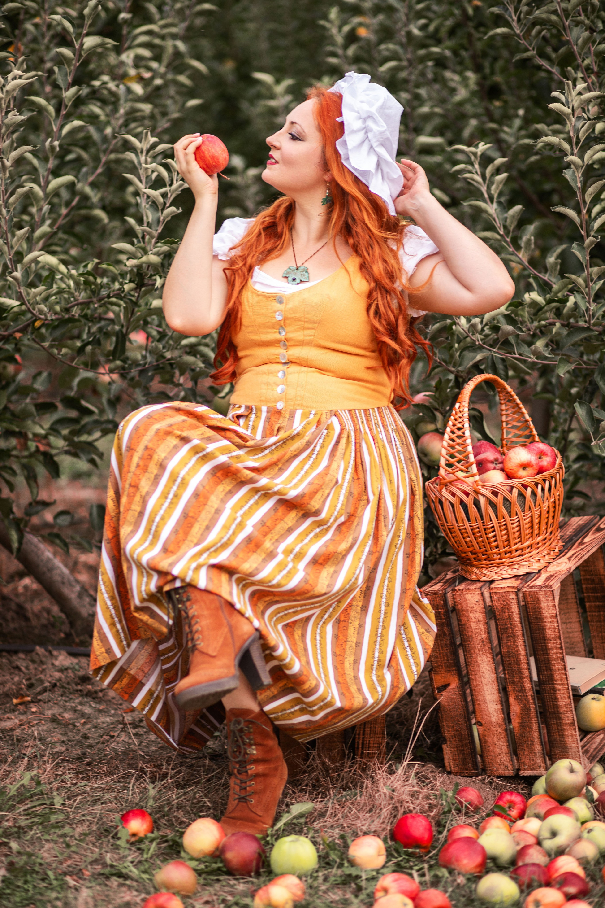 Жіноча фотозйомка з Марією «Краса стиглих фруктів». Сімейний та дитячий фотограф Київ, Ірпінь, Буча — Галина Пивоварова