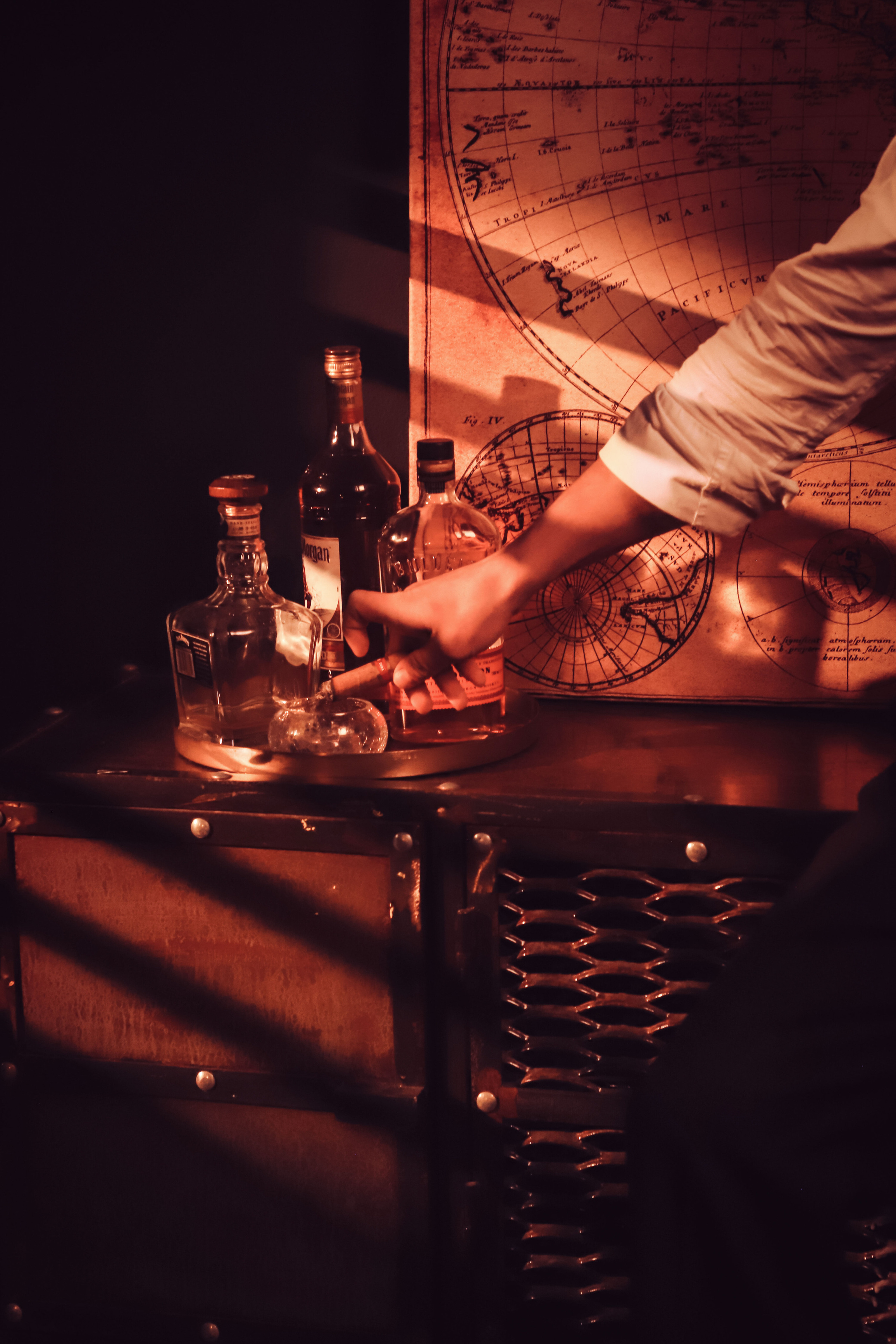 Чоловіча фотозйомка «Гострі картузи». Сімейний та дитячий фотограф Київ, Ірпінь, Буча — Галина Пивоварова