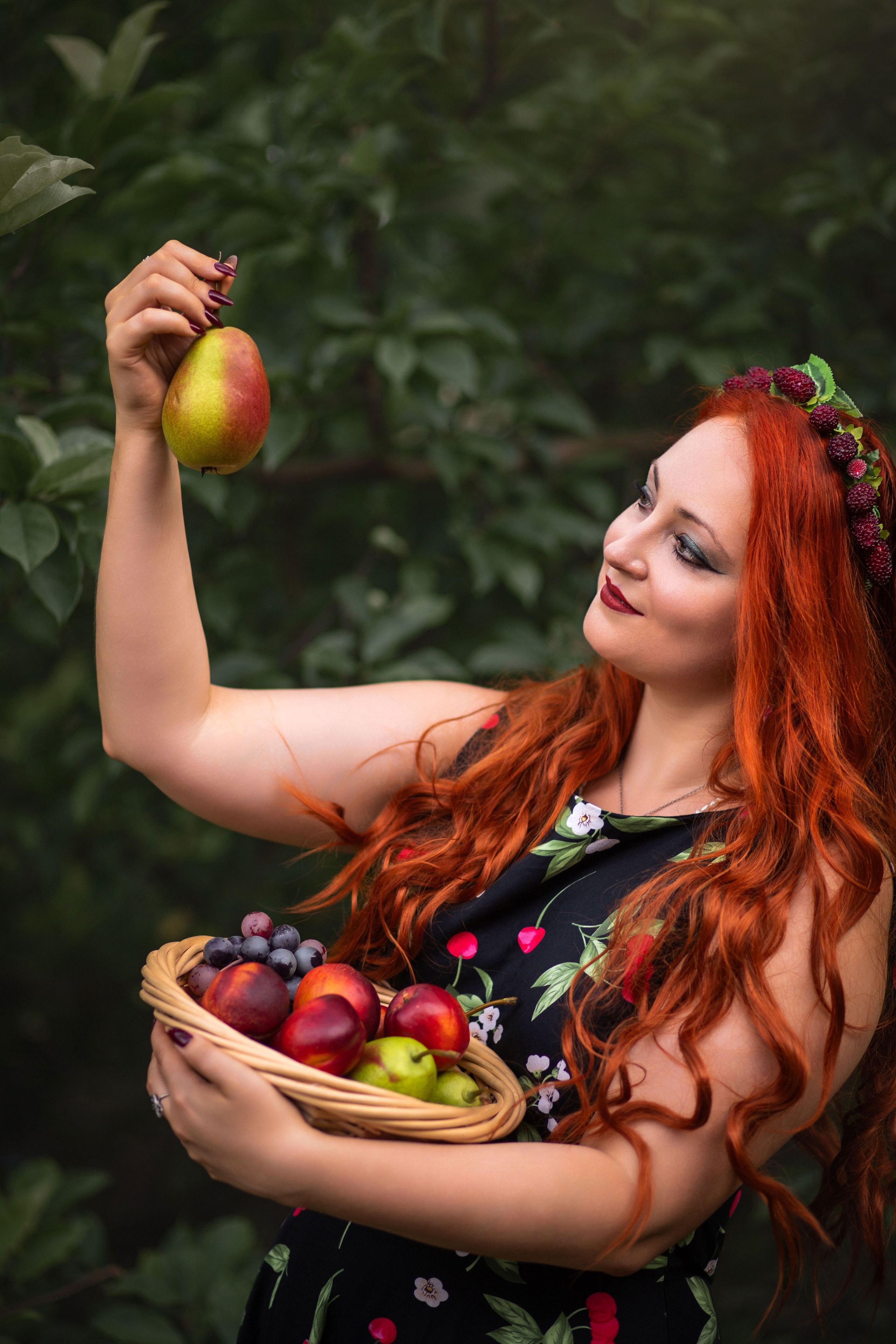 Жіноча фотозйомка з Марією «Краса стиглих фруктів». Сімейний та дитячий фотограф Київ, Ірпінь, Буча — Галина Пивоварова