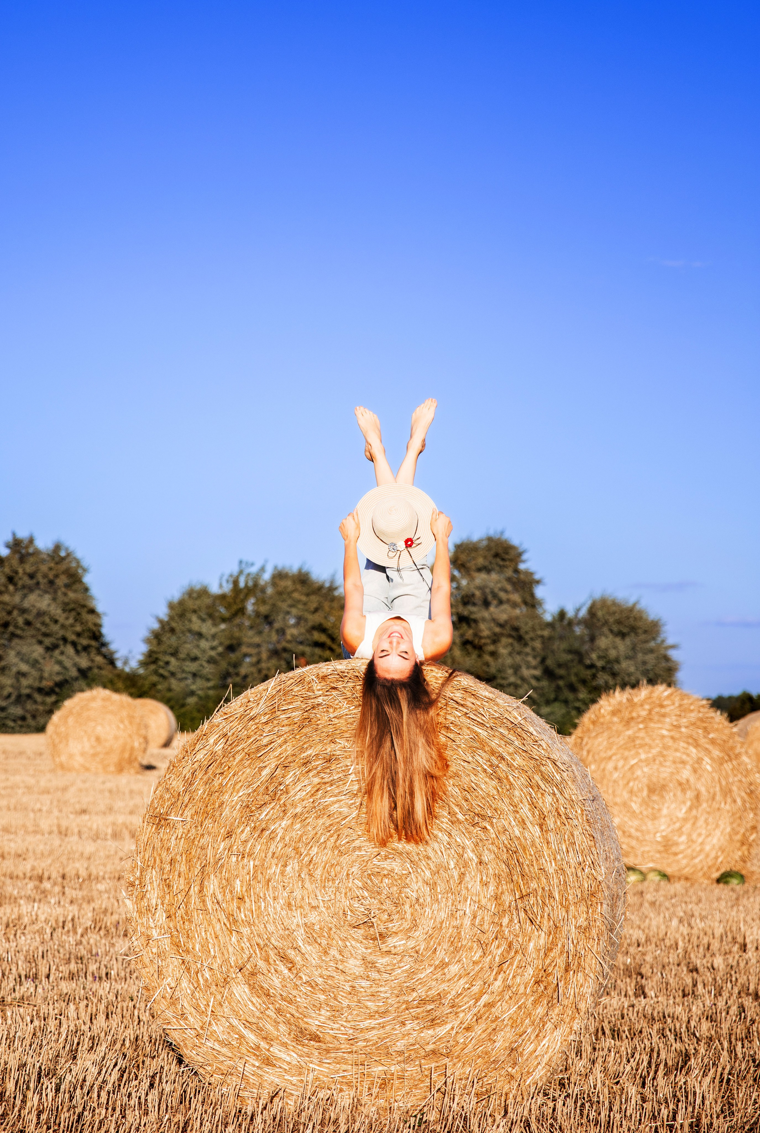 Фотозйомка в пшеничному полі з Альоною. Сімейний та дитячий фотограф Київ, Ірпінь, Буча — Галина Пивоварова