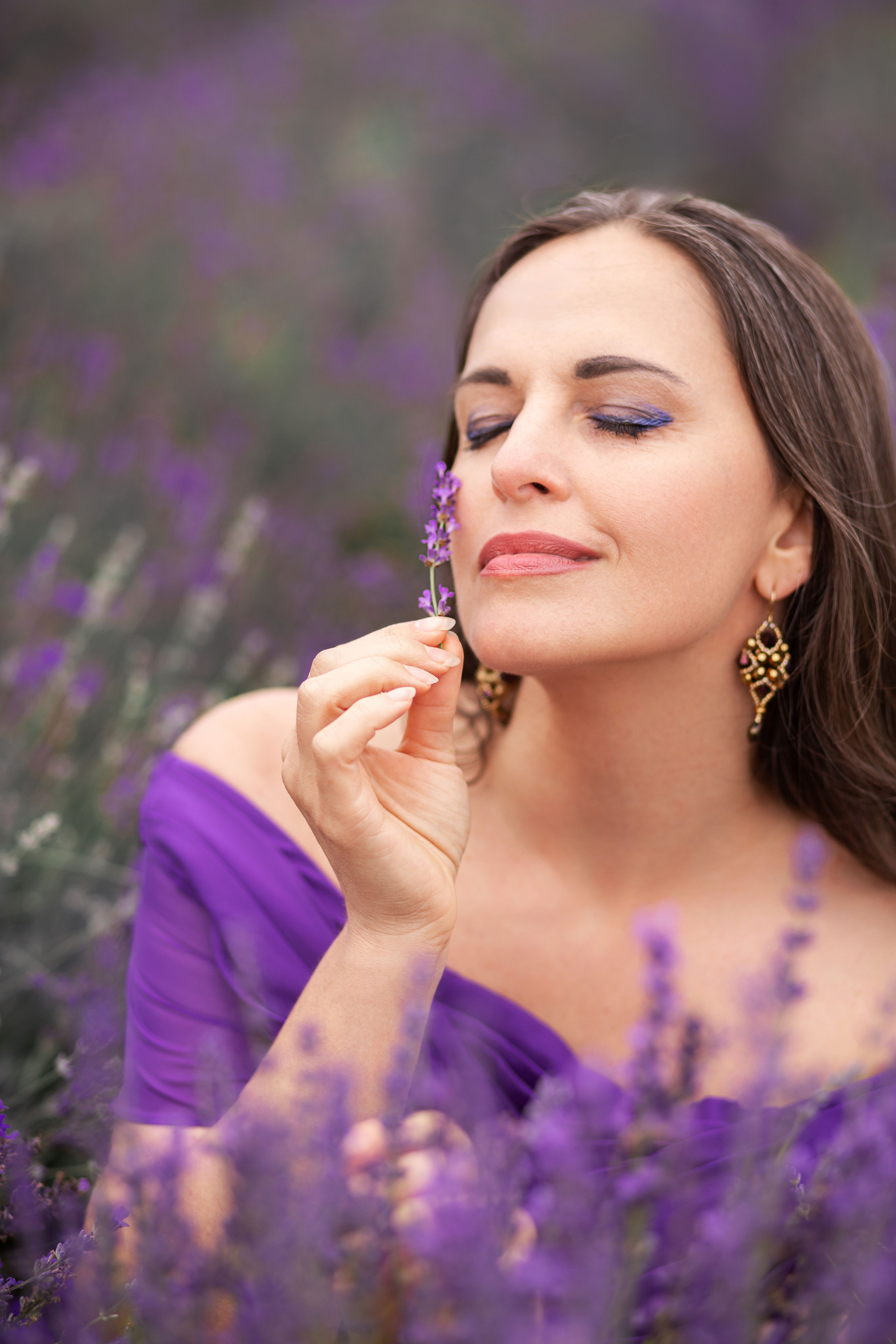 Жіноча фотозйомка в лаванді «Місцевий Прованс». Сімейний та дитячий фотограф Київ, Ірпінь, Буча — Галина Пивоварова