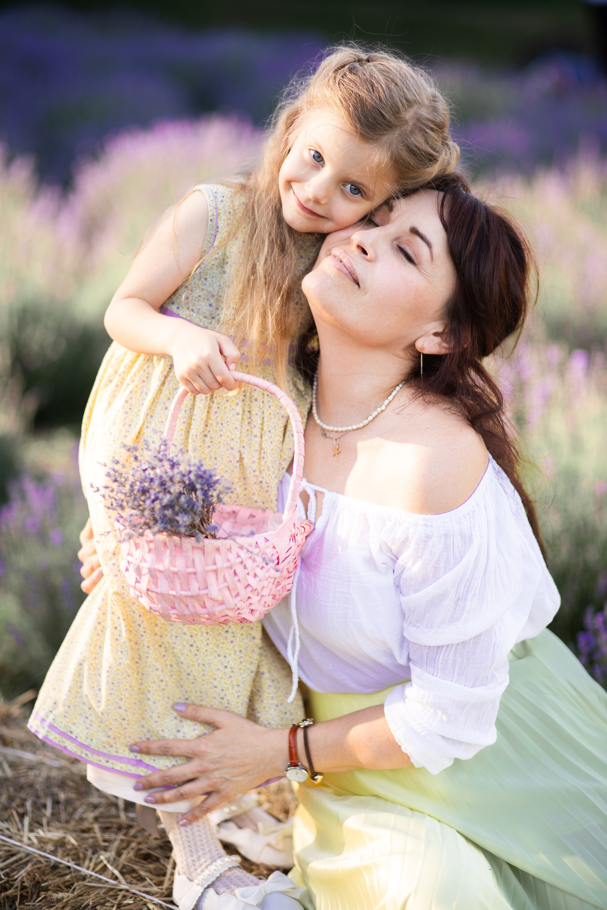 Сімейна фотозйомка Інни і Дариночки в лаванді. Сімейний та дитячий фотограф Київ, Ірпінь, Буча — Галина Пивоварова