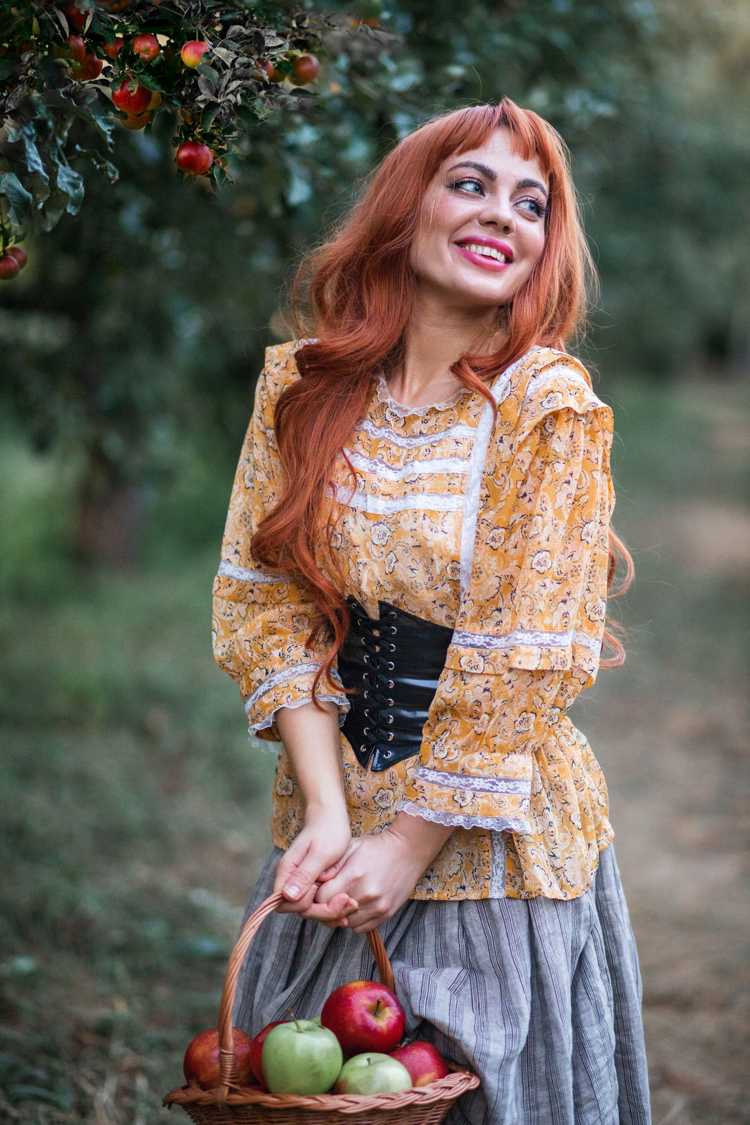 Фотозйомка в осінньому яблуневому саду. Сімейний та дитячий фотограф Київ, Ірпінь, Буча — Галина Пивоварова