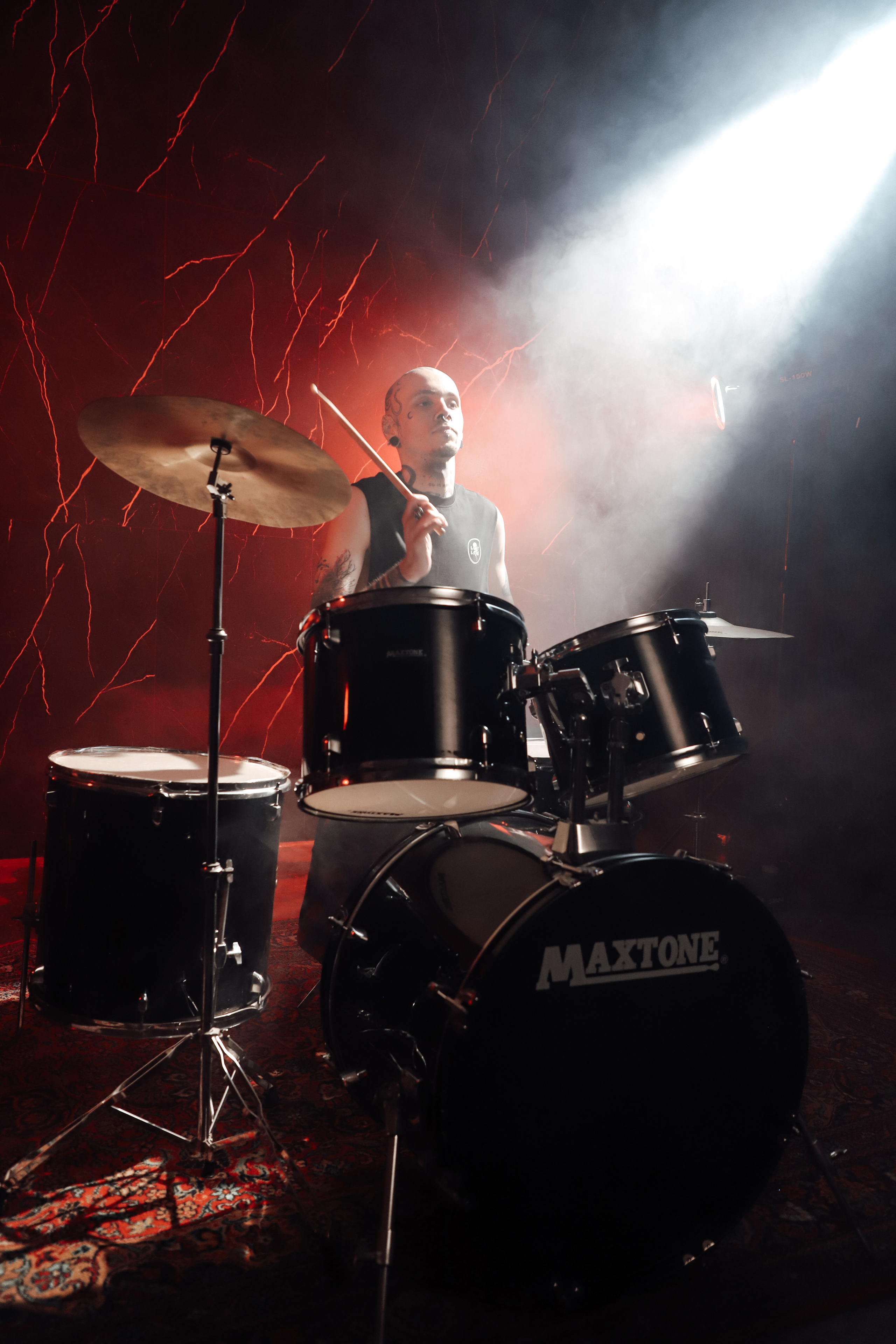 Фотосесія з барабанами «І музика може стати зброєю». Сімейний та дитячий фотограф Київ, Ірпінь, Буча — Галина Пивоварова